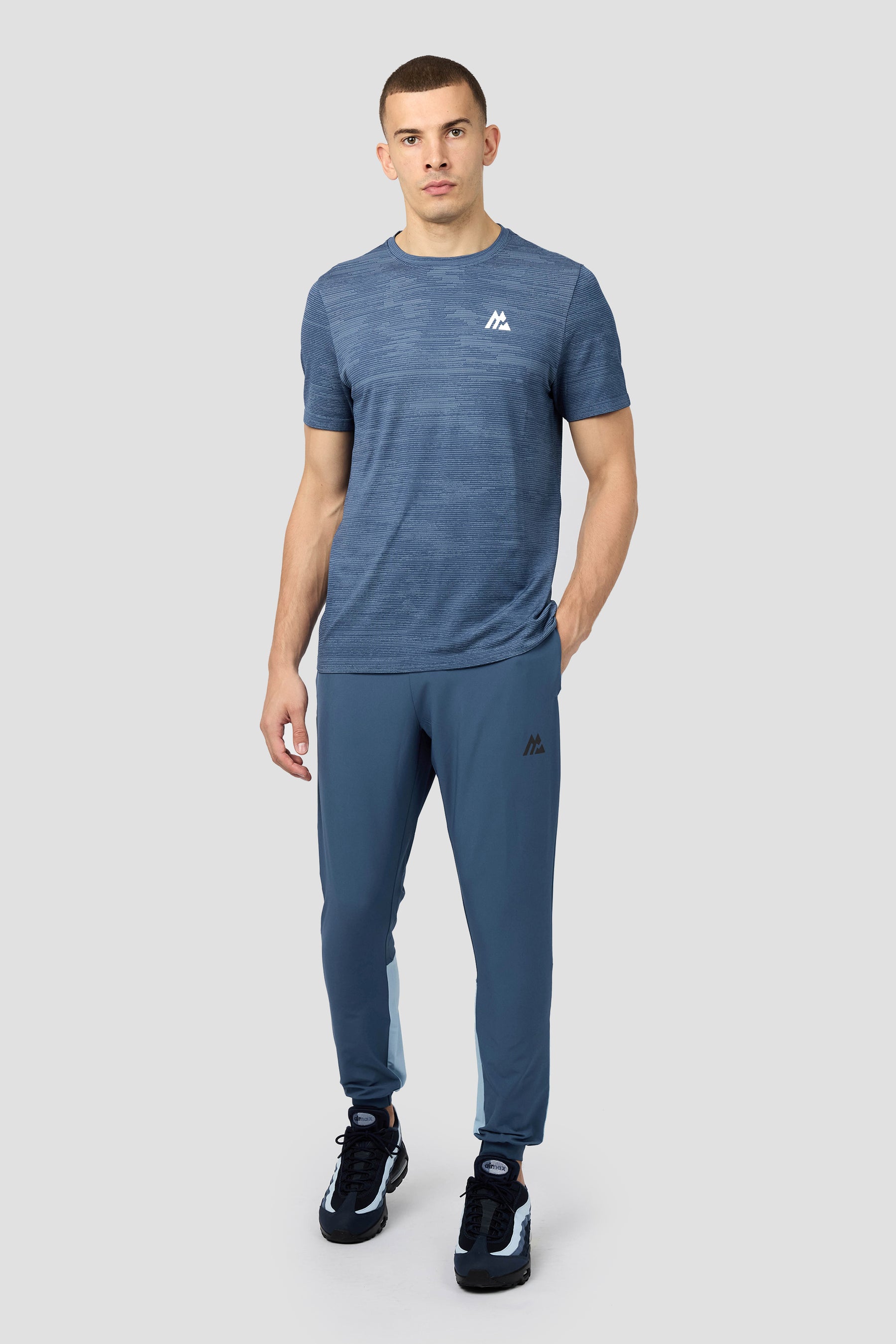 Glitch Seamless T-Shirt - Naval/Fresh Water