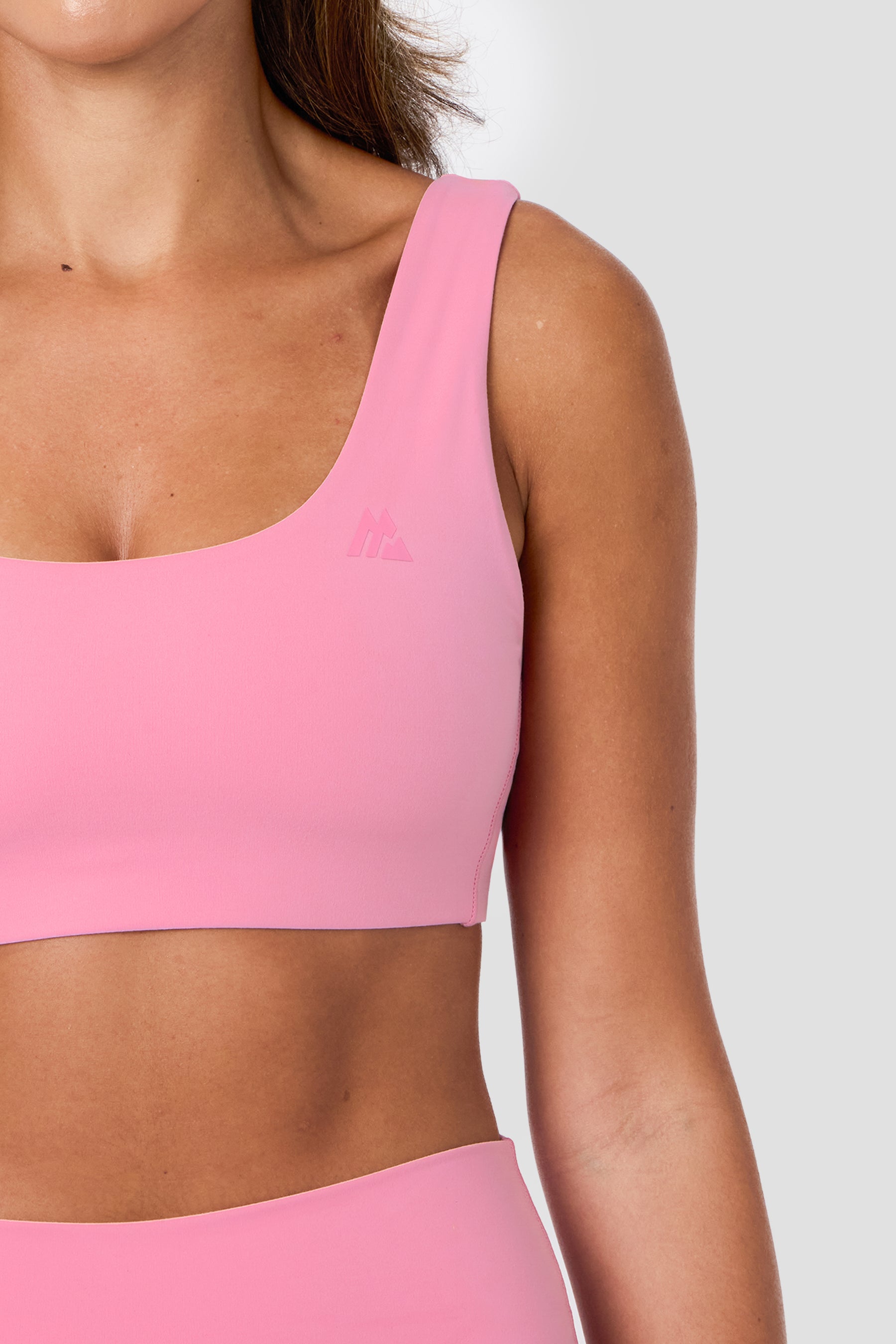 Form Sports Bra - Rosella