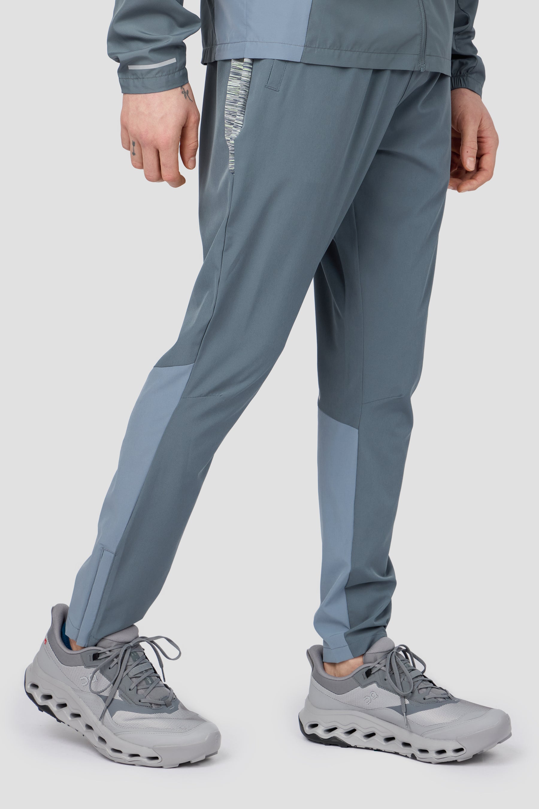 Trail Panel Running Pant - Grey/Green/White