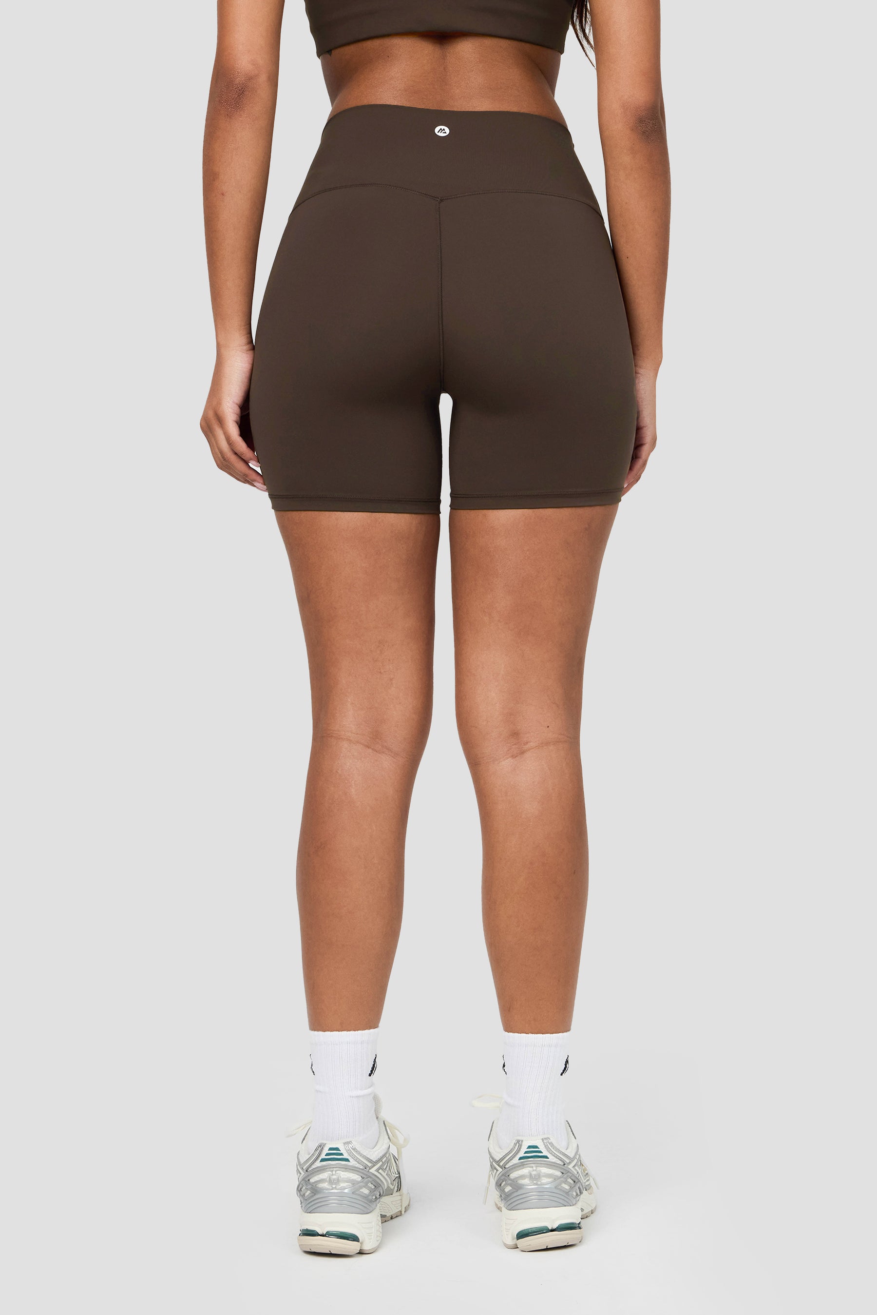 Form Booty Short - Cocoa 