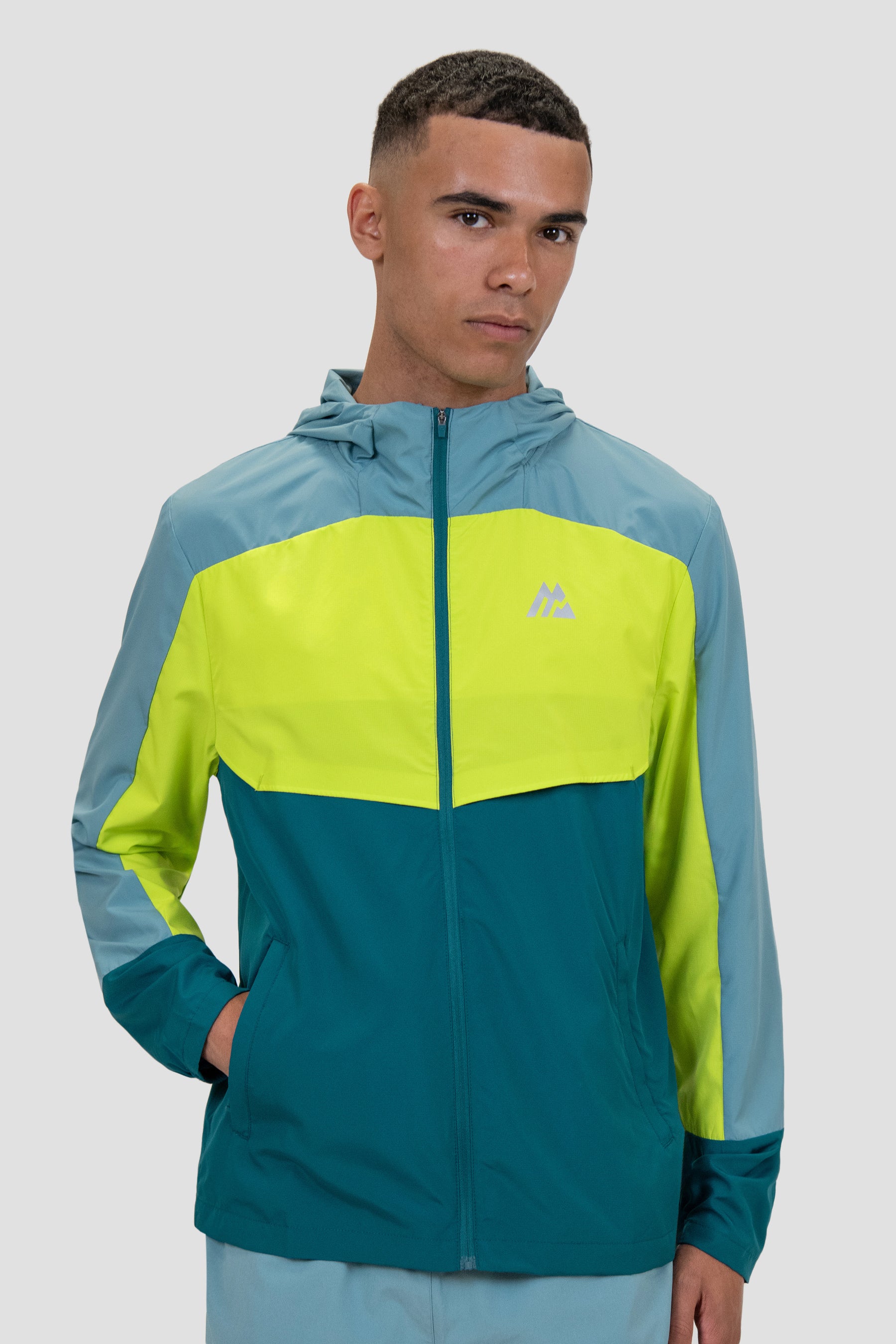 Breeze Windbreaker - Dry Smoke/Electric Lime/Acropora