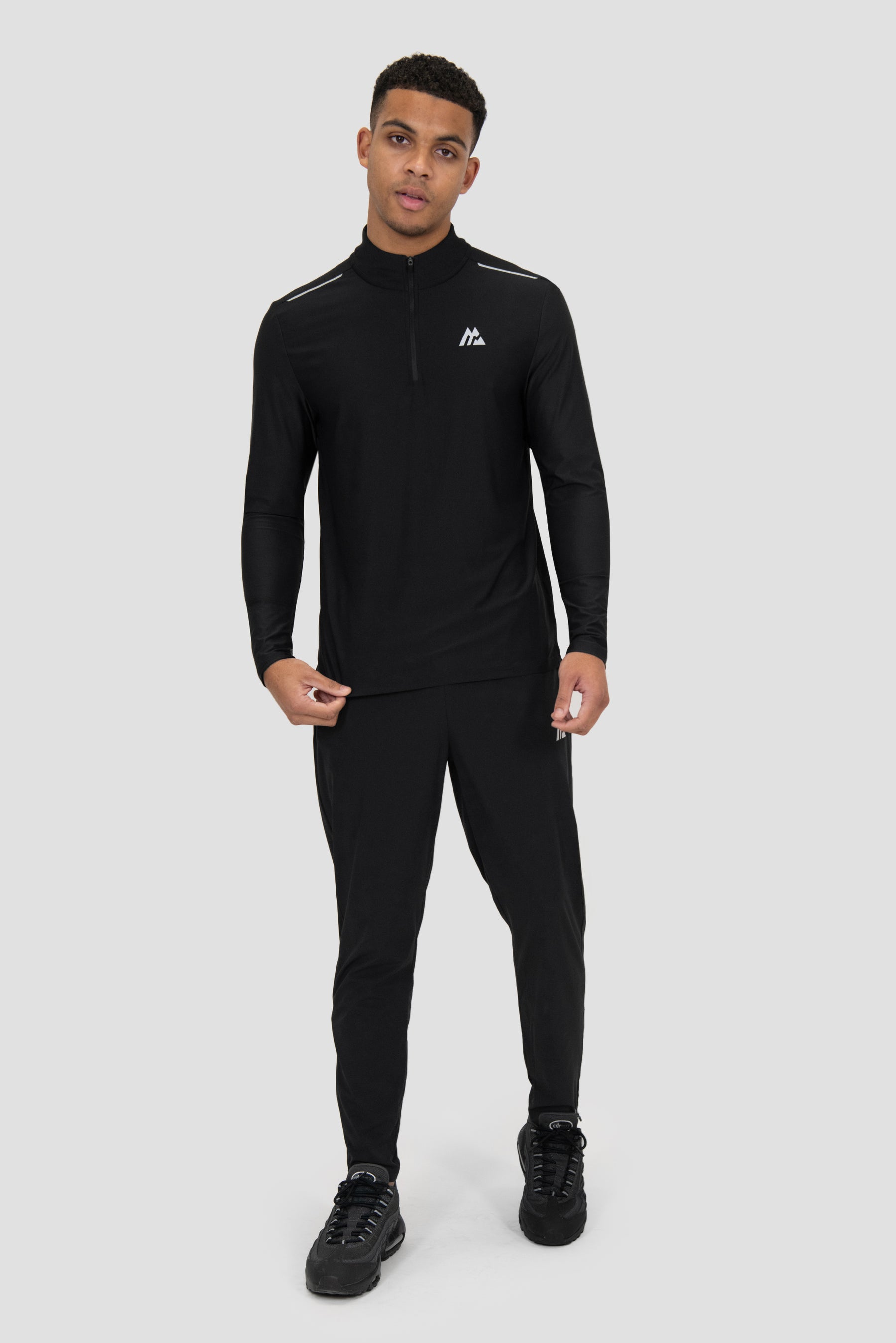 Charge 2.0 1/4 Zip - Black