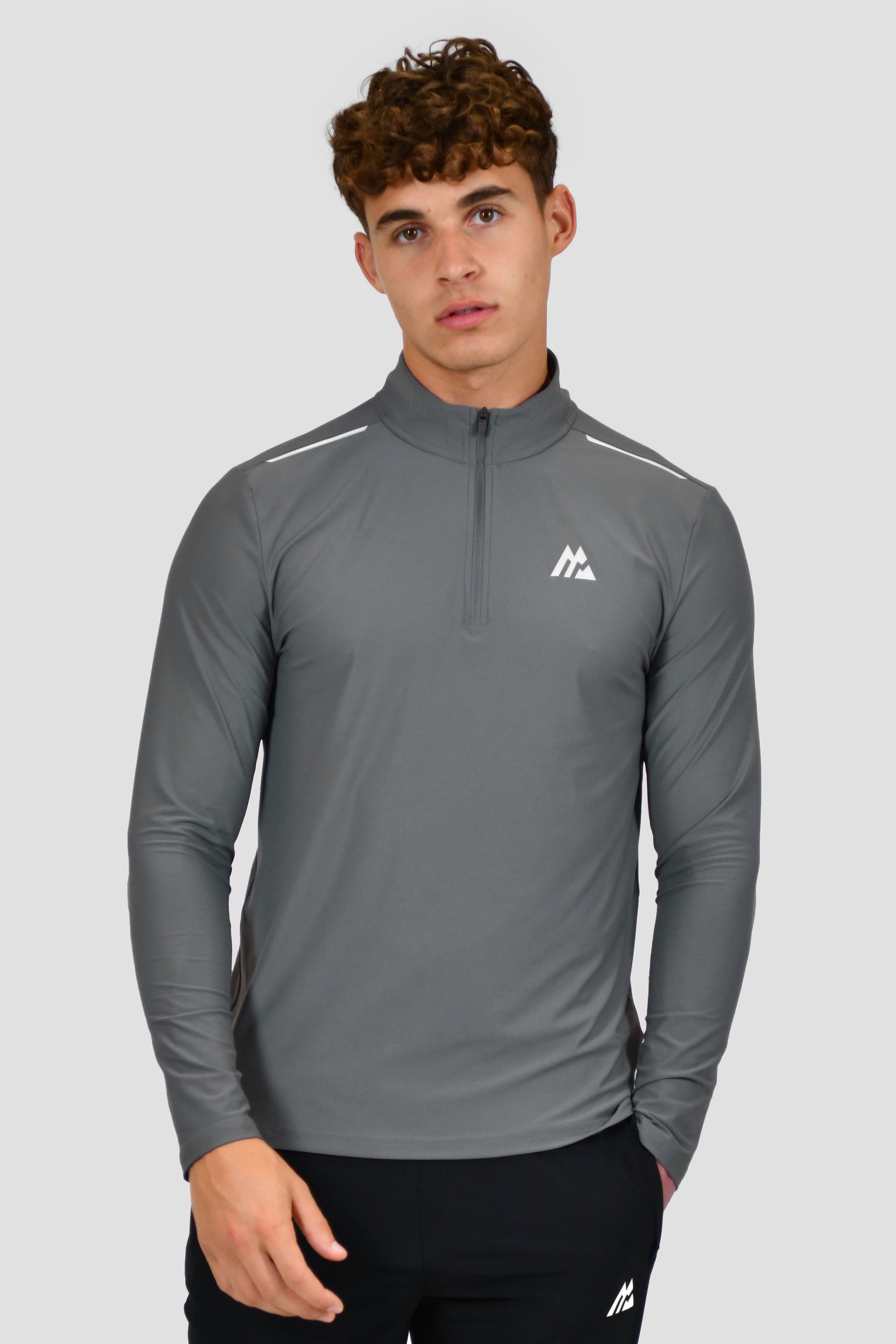 Men's Charge 1/4 Zip - Cement Grey