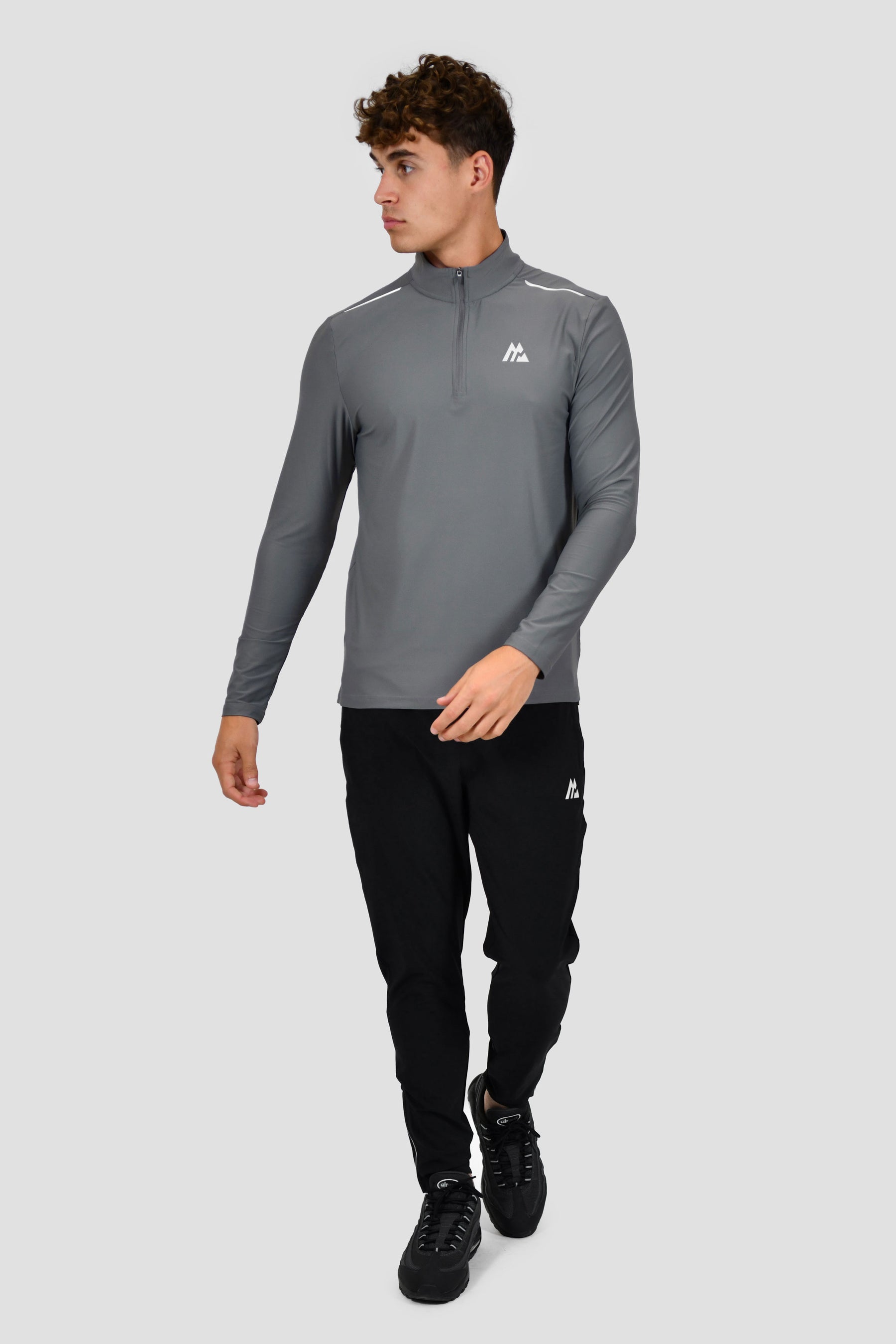 Men's Charge 1/4 Zip - Cement Grey