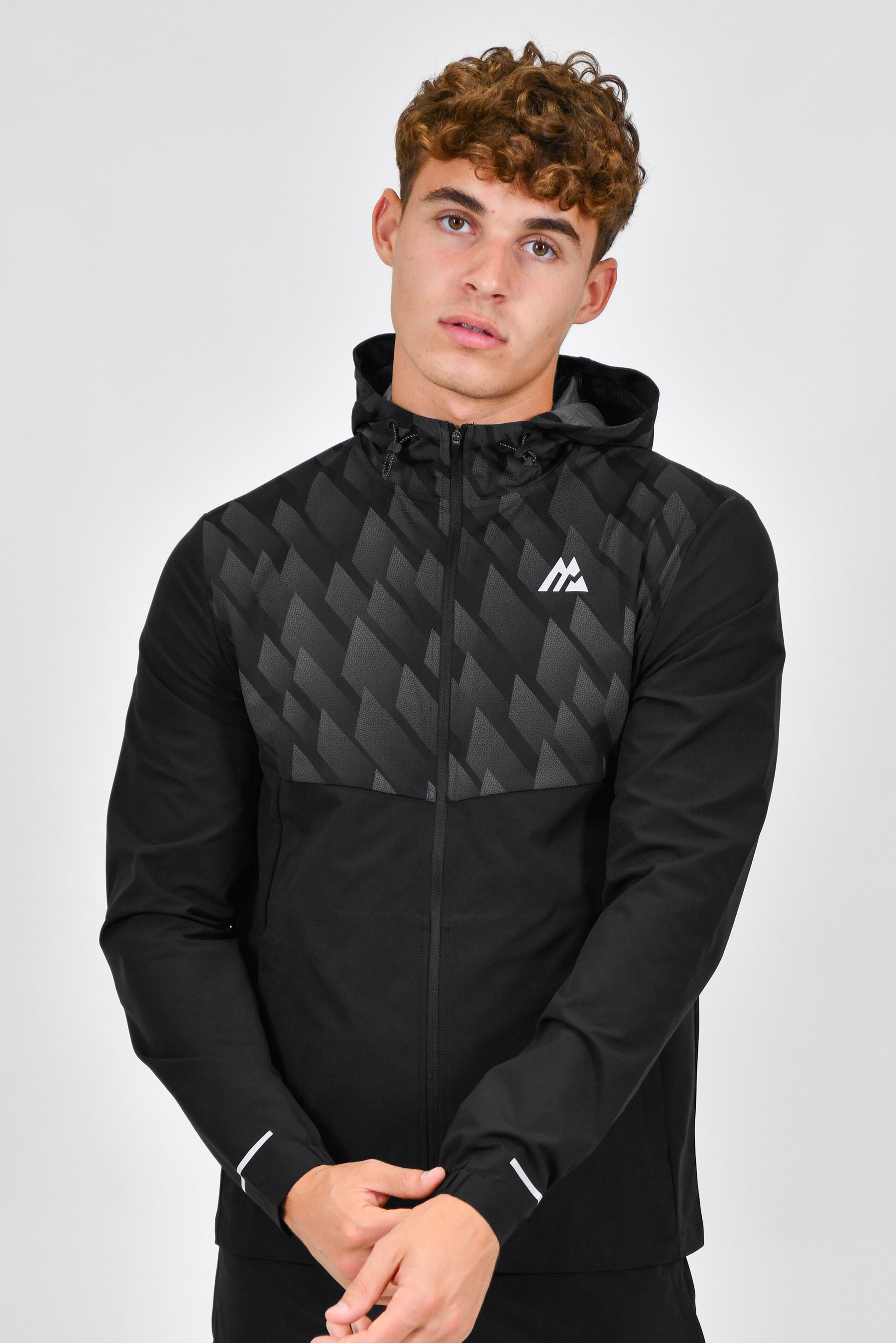 Men's Charge Print Windbreaker - Black/Asphalt