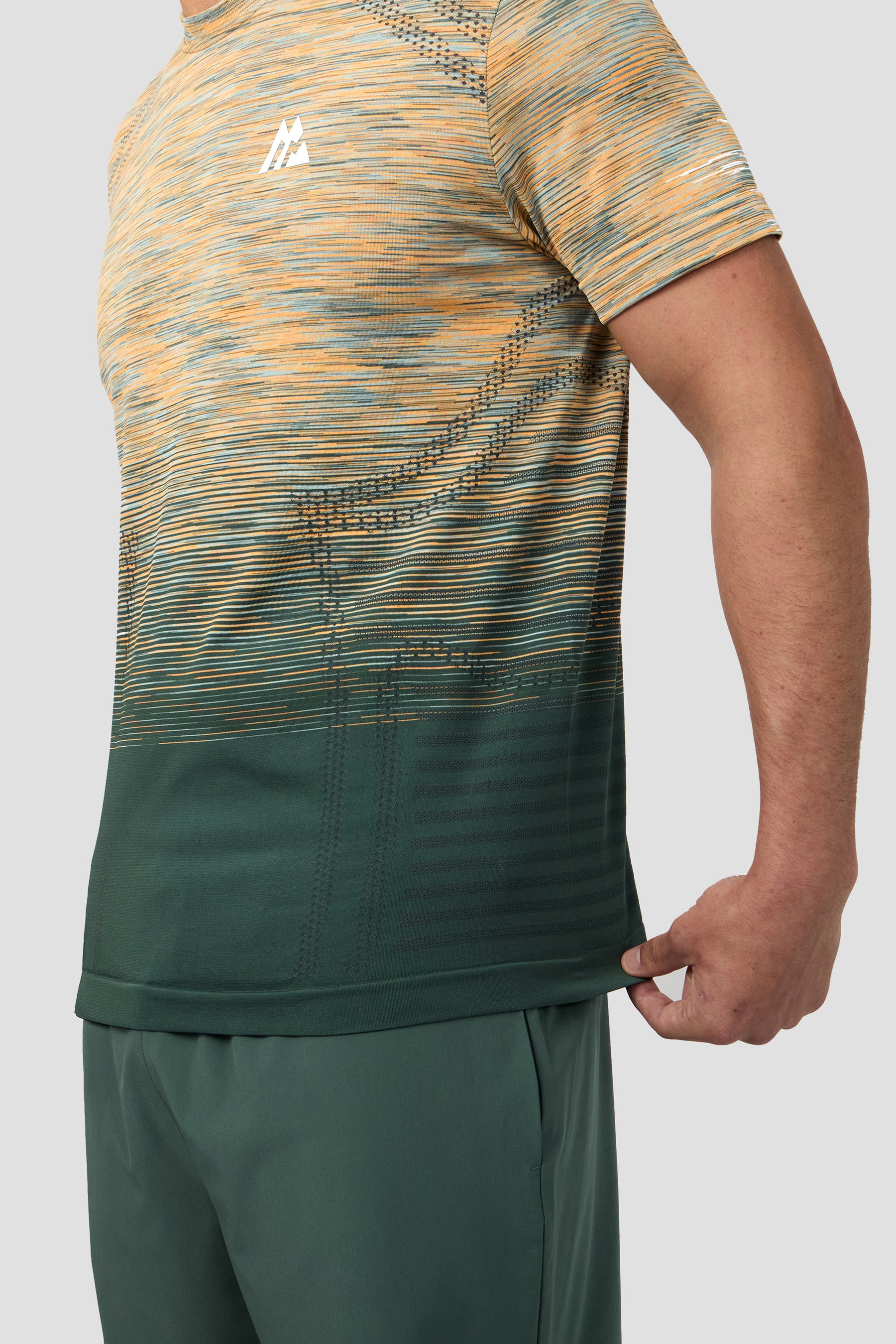 Vector Seamless T-Shirt - Orange/Green/Grey