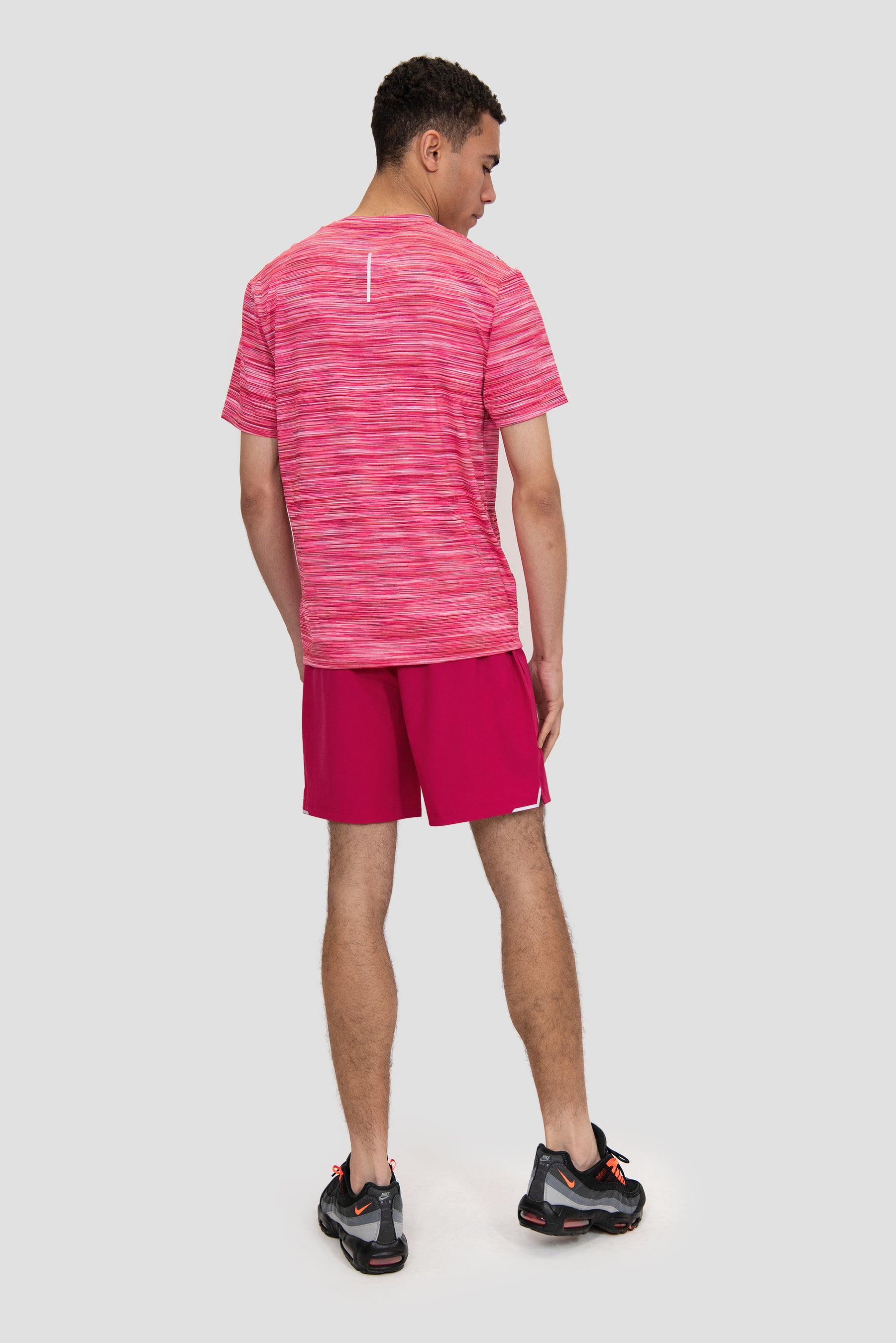 Trail T-Shirt - Raspberry/White