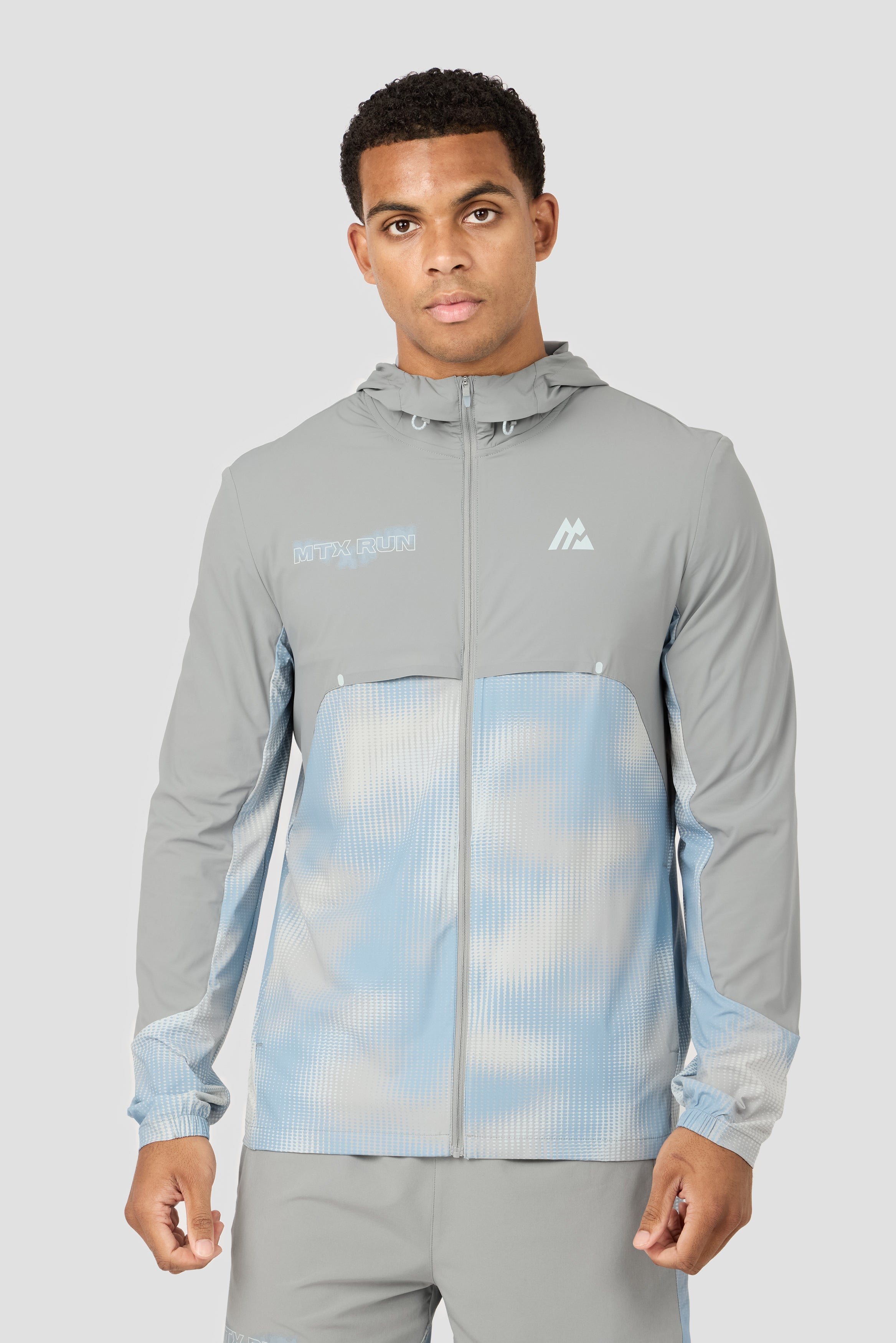 MTX Run Disperse Windbreaker - Platinum Grey | Montirex Sportswear