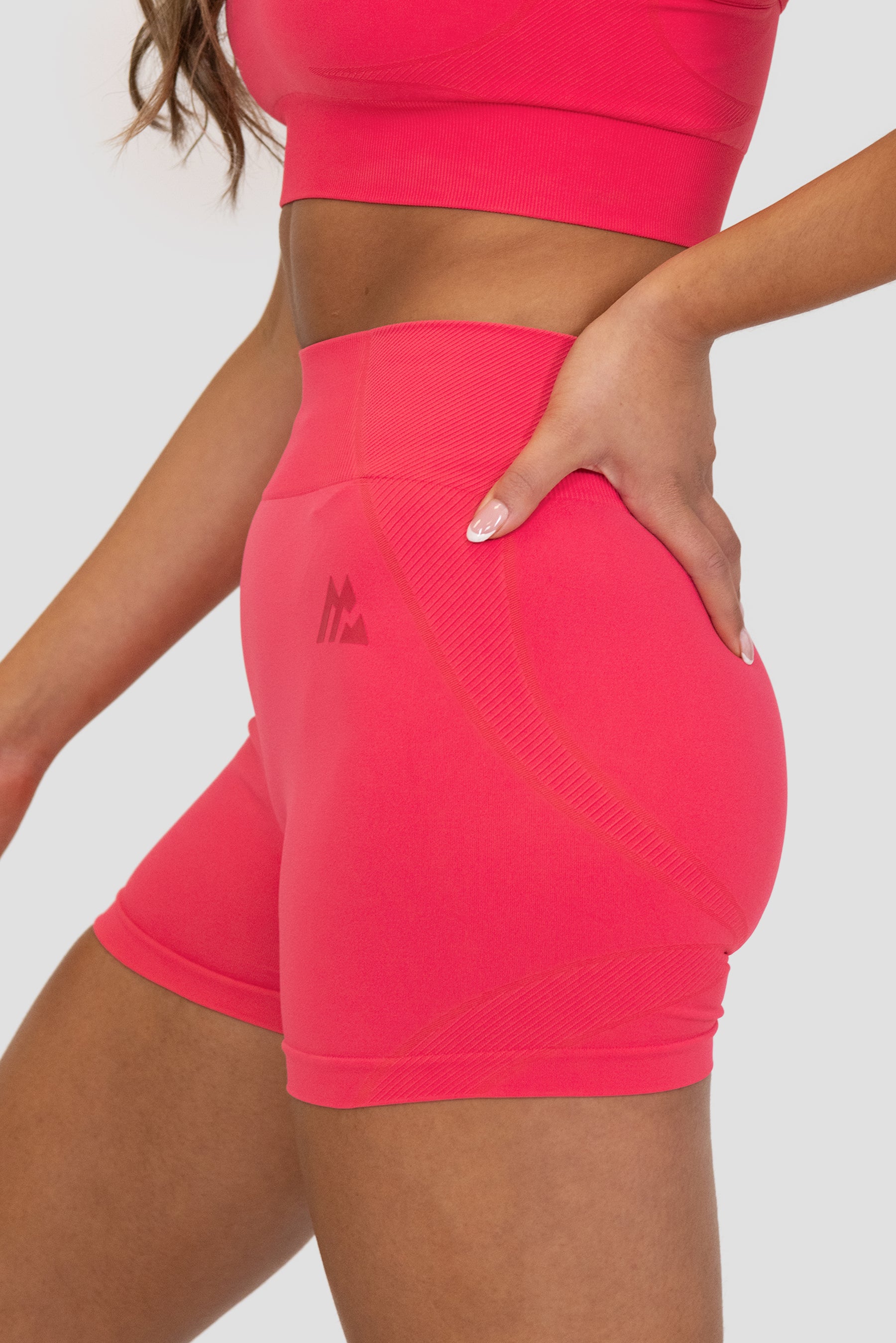 Evolve Seamless Booty Short - Strawberry Soda