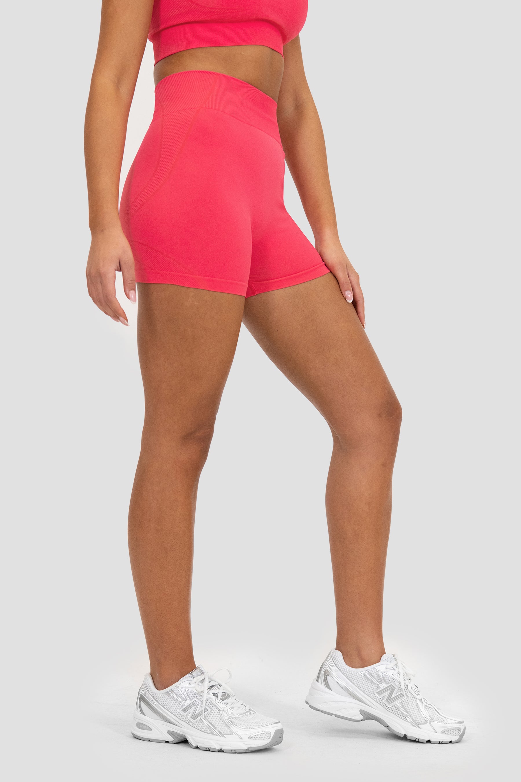 Evolve Seamless Booty Short - Strawberry Soda