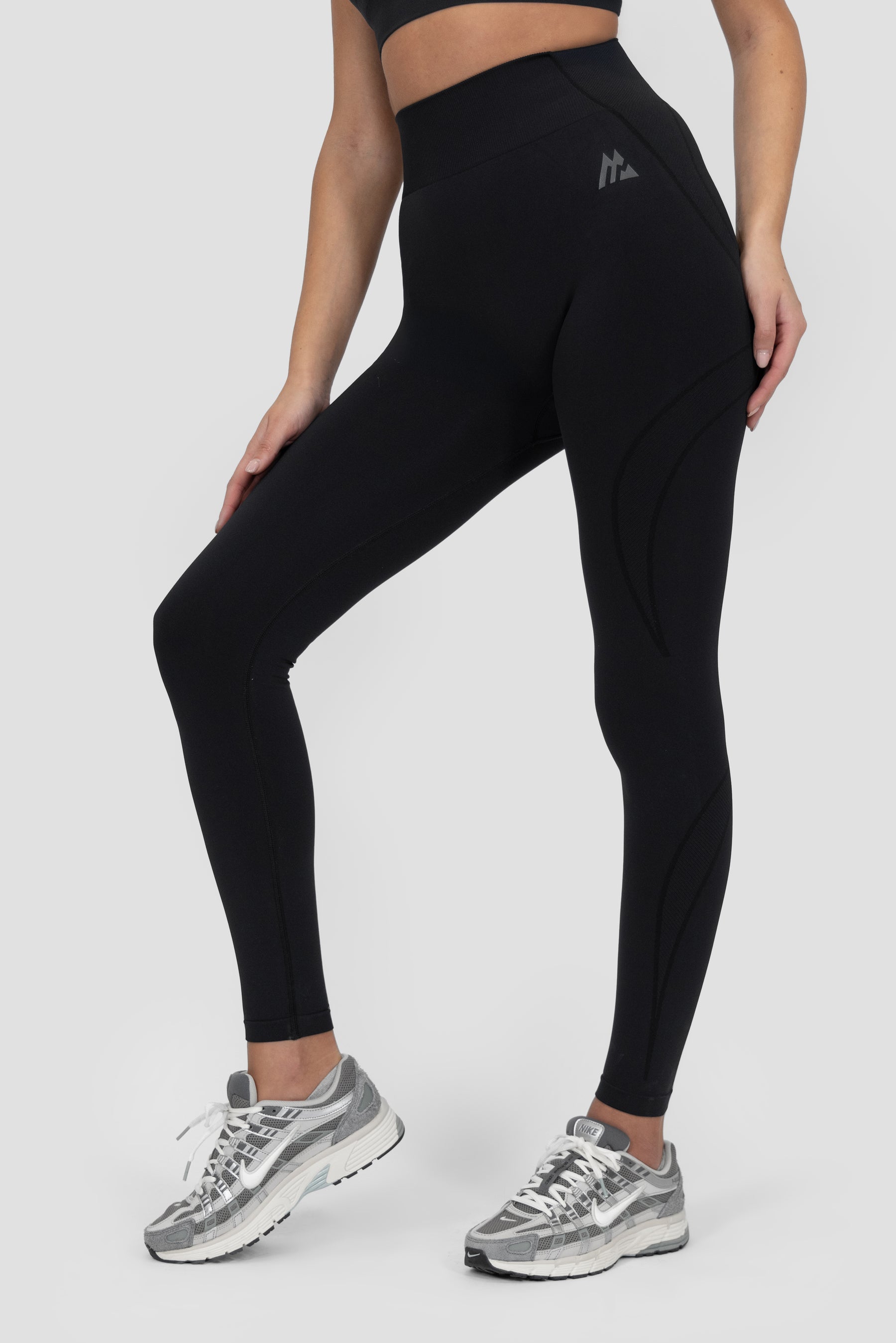 Evolve Seamless Legging - Black