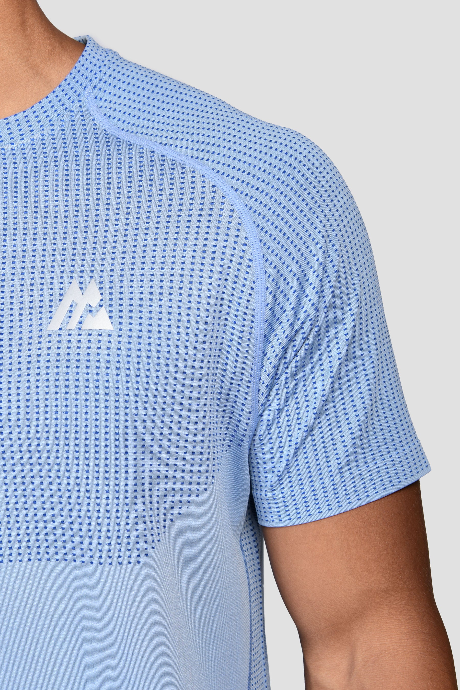 Endurance Seamless T-Shirt - Argentinian Blue/Egyptian Blue