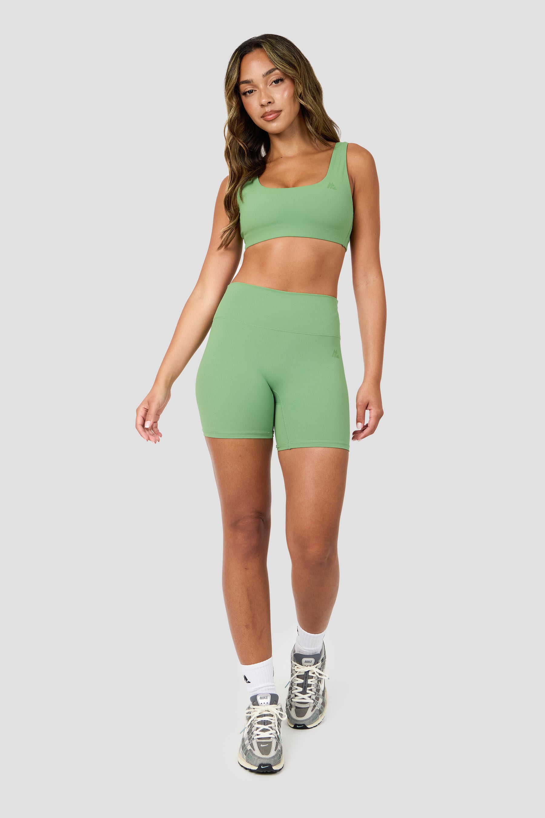 Form Sports Bra - Mountain Green