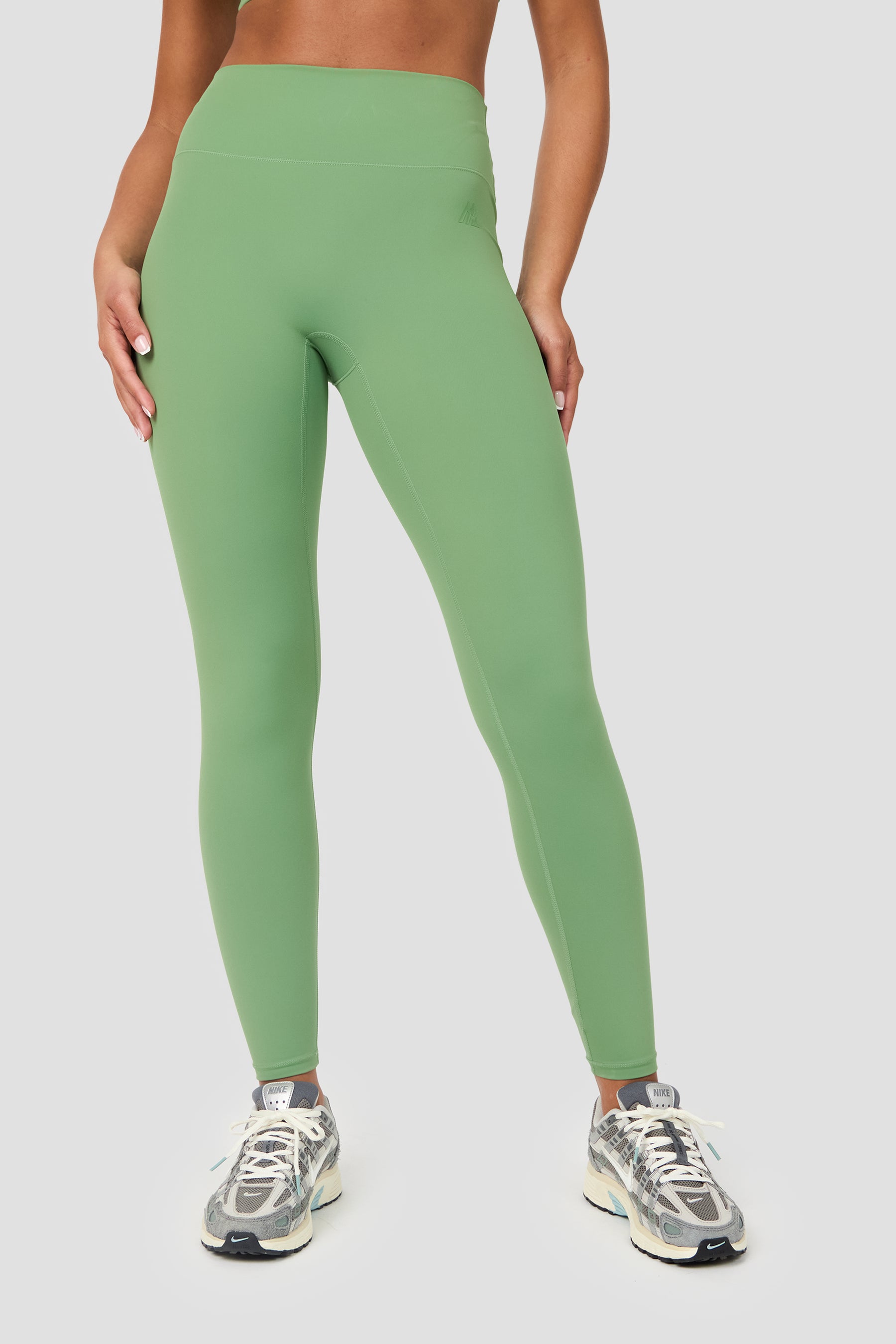 Form Legging - Mountain Green