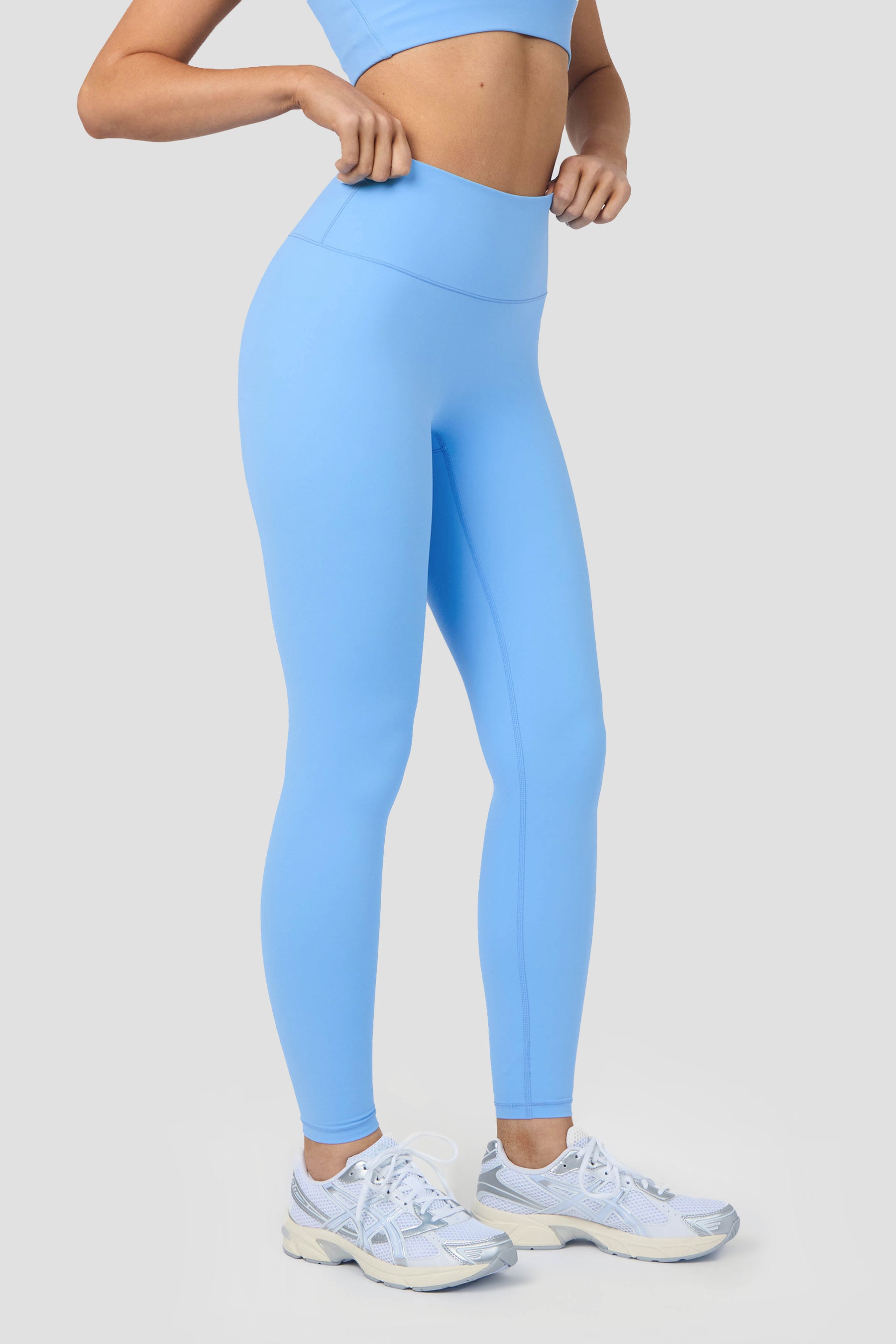 Form Legging - Powder Blue