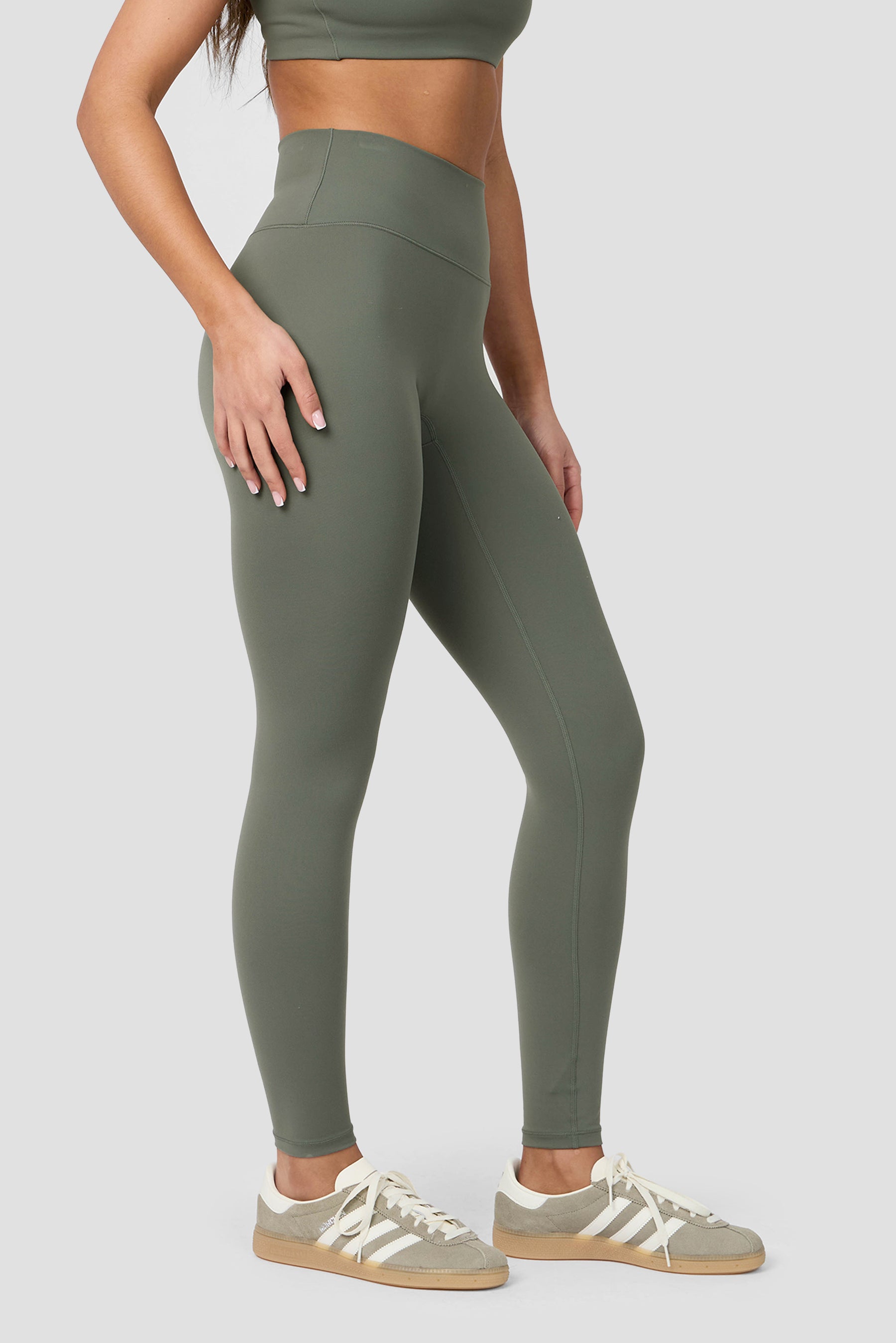 Form Legging - Dark Olive