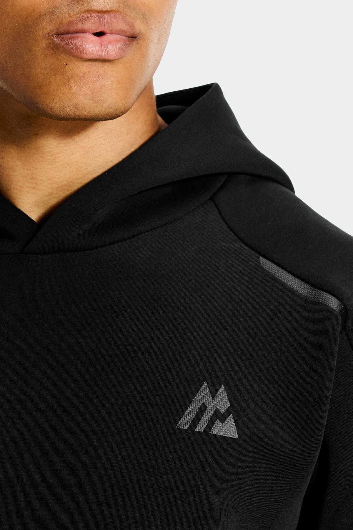 Foundation Capuche - Noir Hommes
