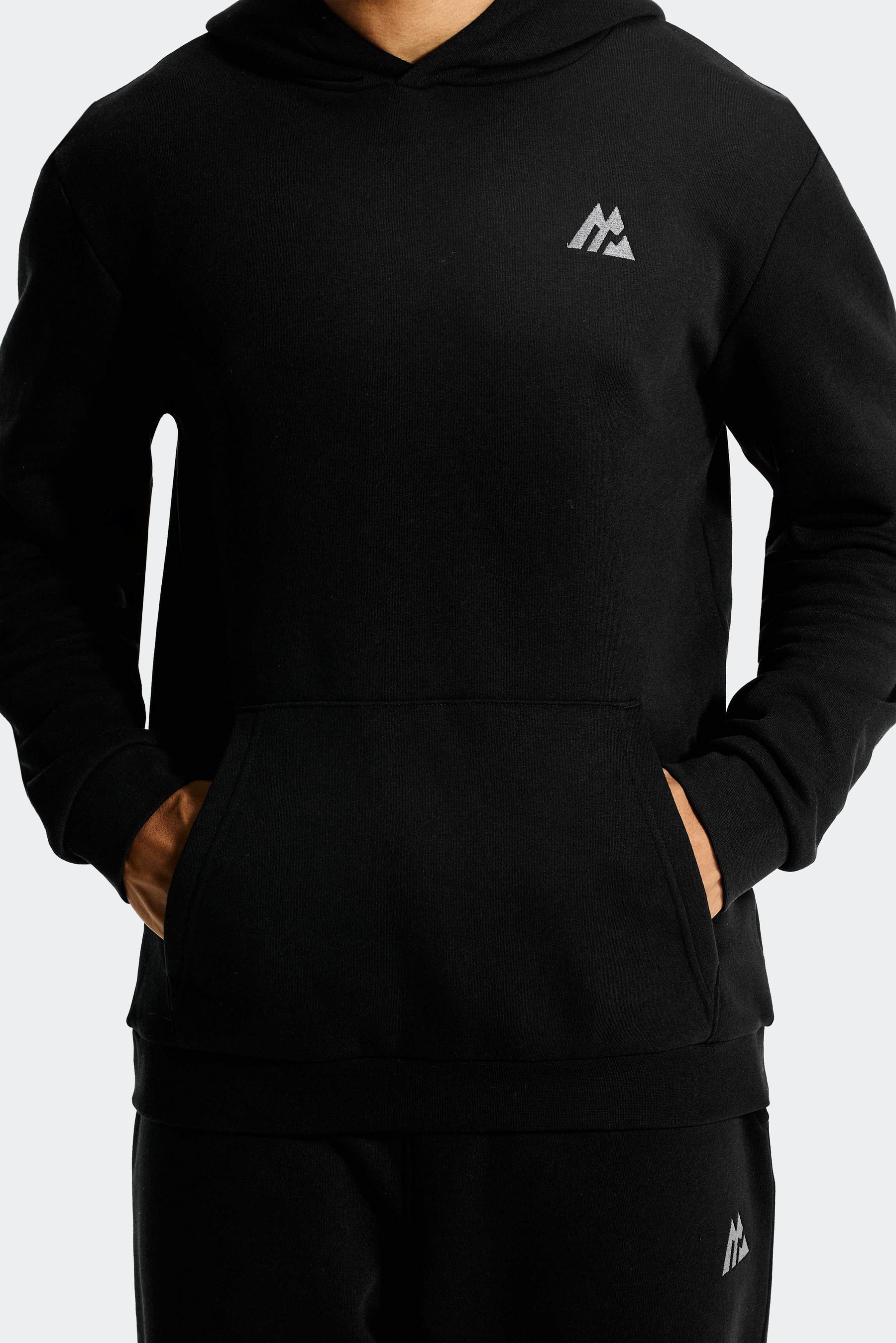 Essential Hood - Black