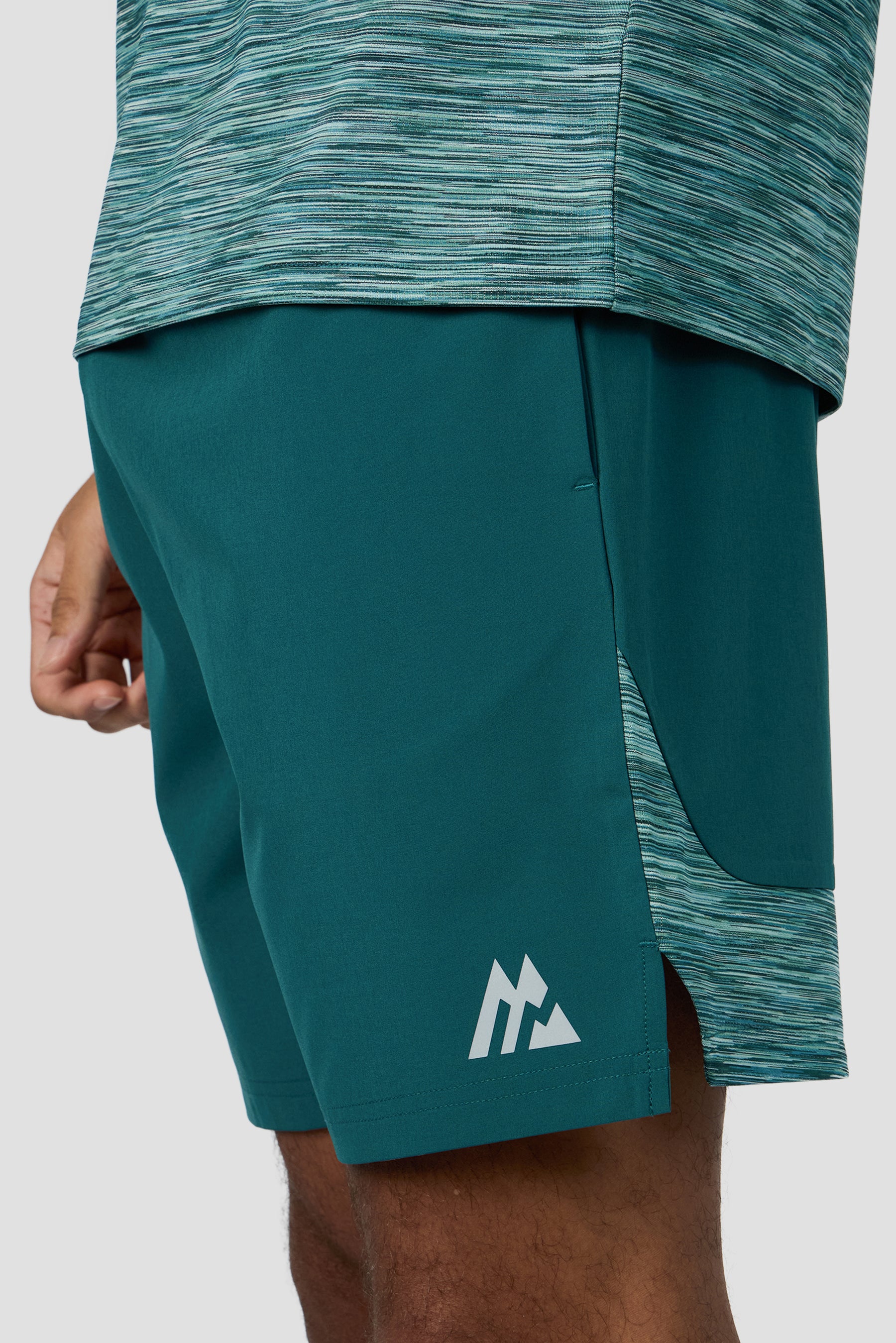 Trail Panel 2.0 Short - Light Teal Multi