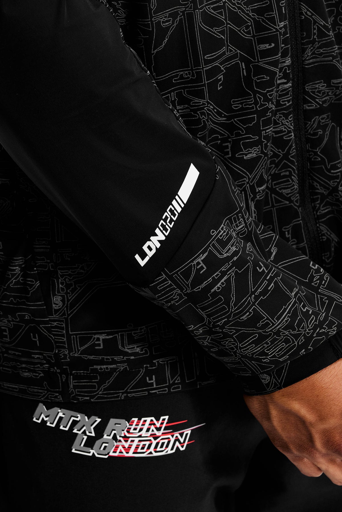 MTX Run City London Jacket - Black