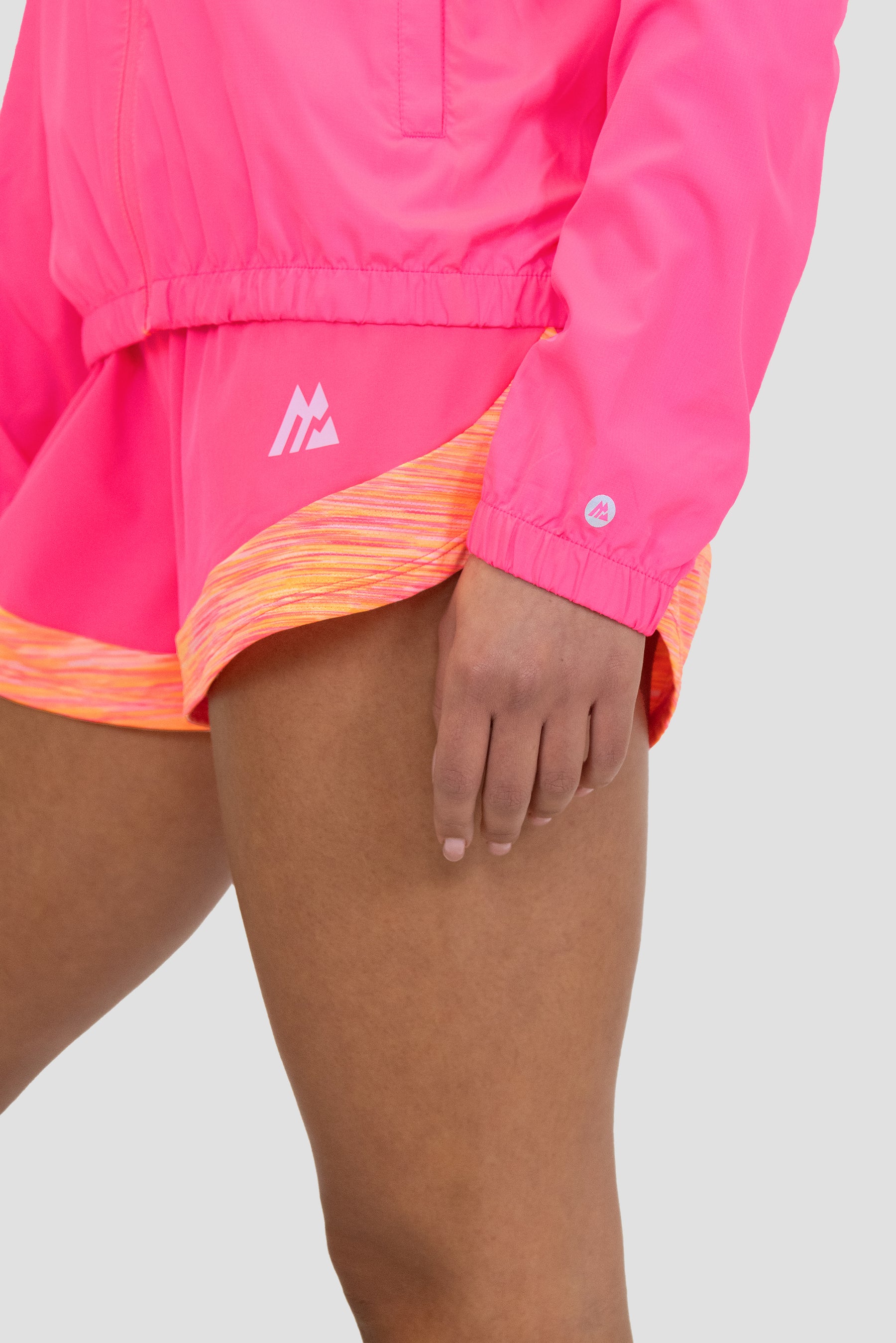 Move Windbreaker - Ice Tango/Neon Pink