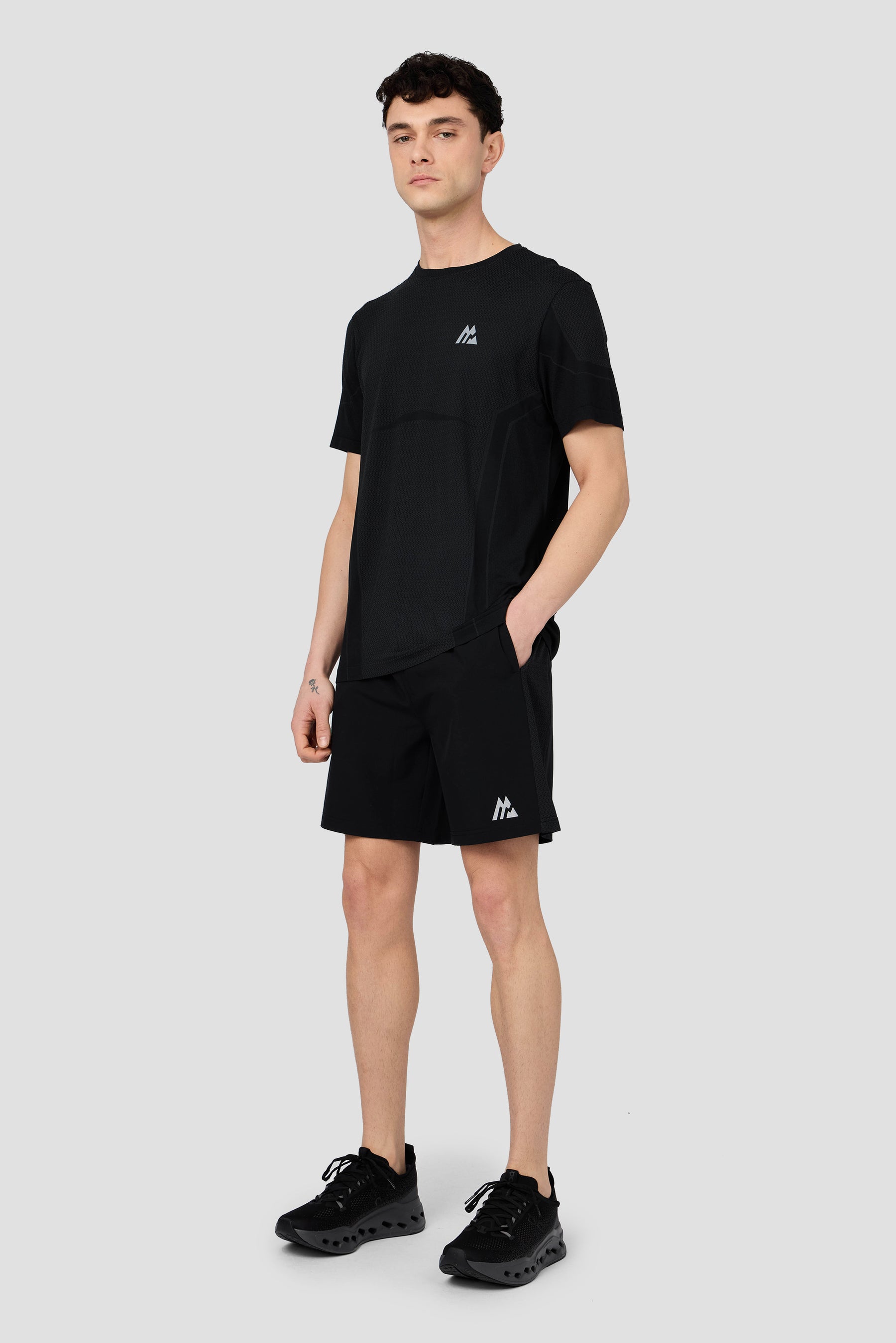 Pulse Short - Black/Asphalt