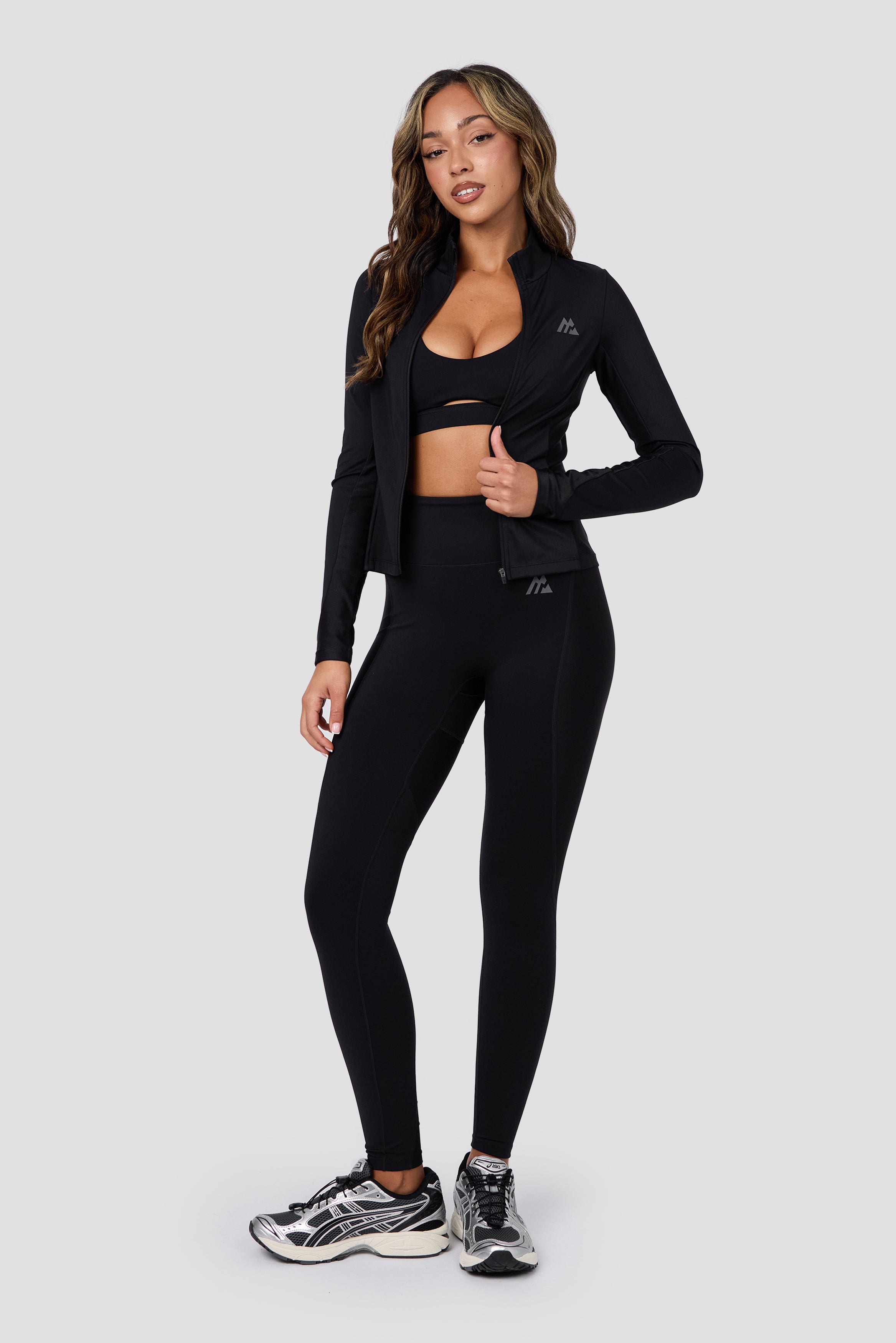 Luna Full Zip - Black | Montirex Sportswear Gymwear Jacket