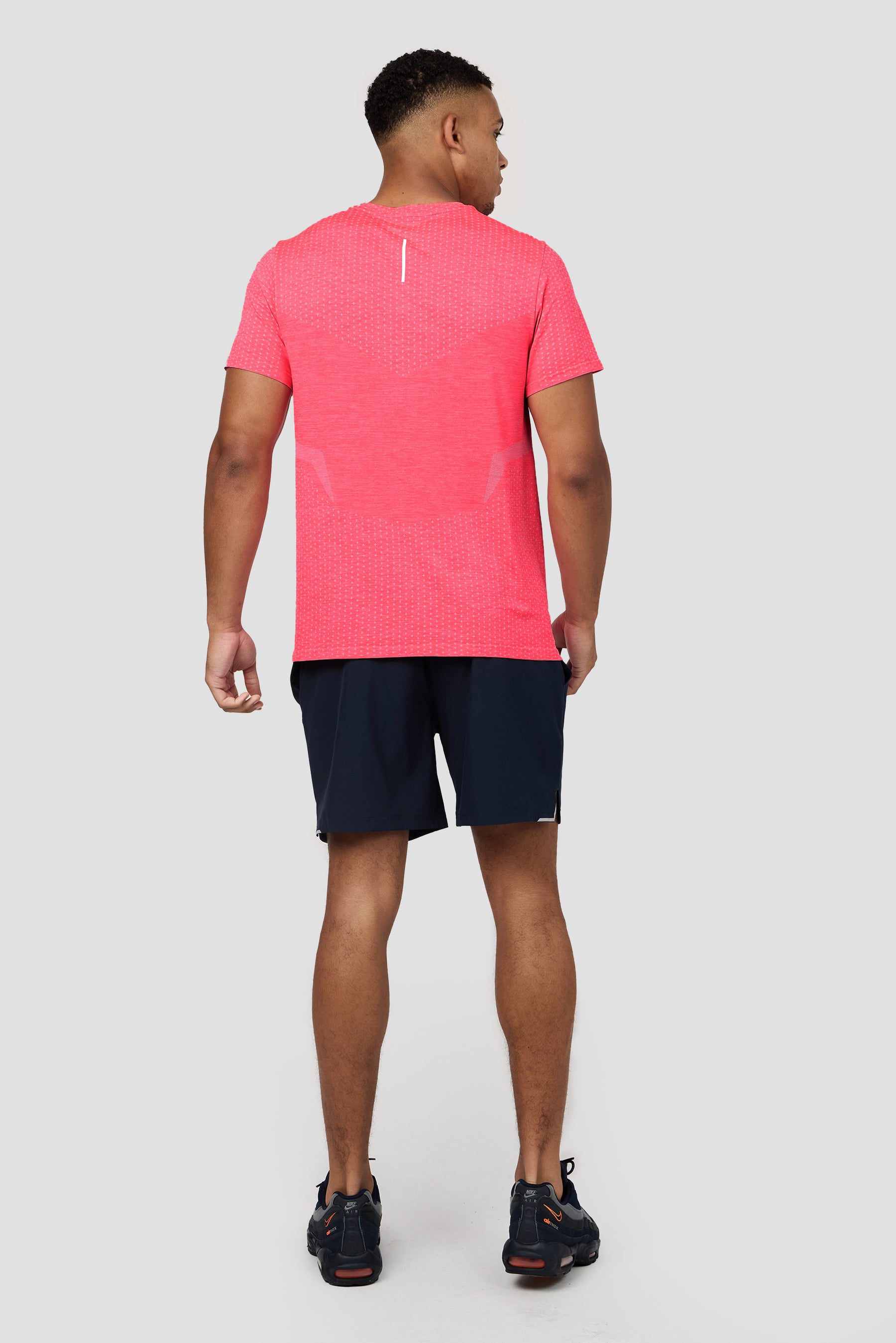 Vault Seamless T-Shirt - Shocking Pink/Breeze