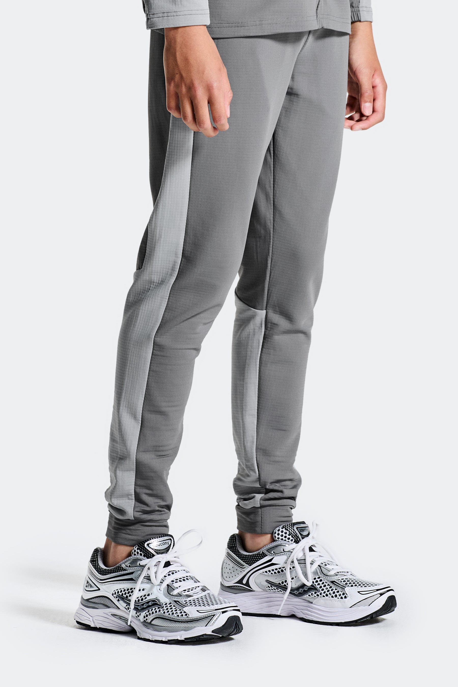 Carbon Jogger - Cement Grey/Platinum Grey