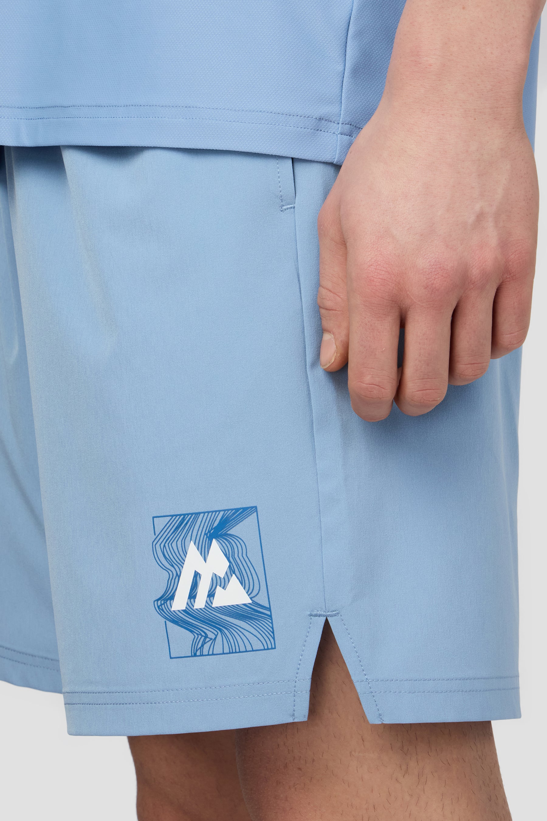 Frequency Short - Cloudy Blue/Charcoal Blue