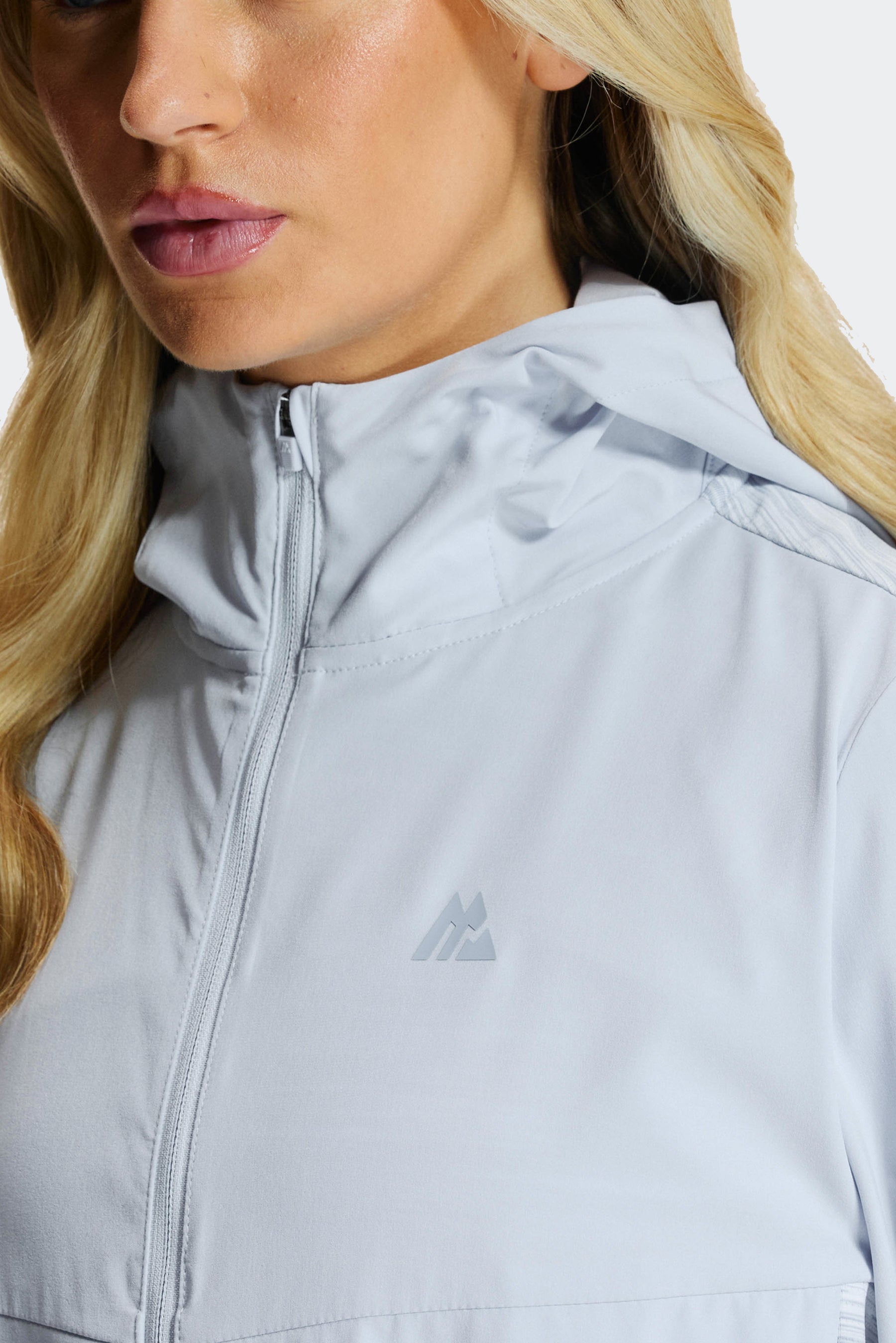Women's Trail Windbreaker - Xenon Blue/White/Sky