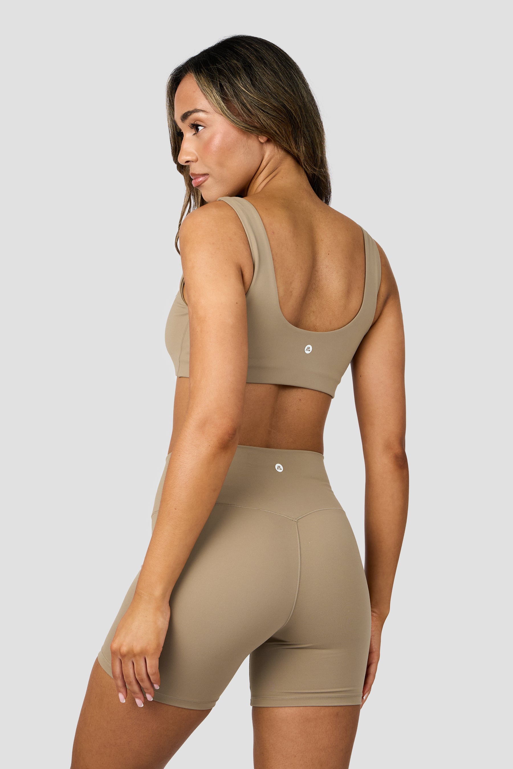 Form Sports Bra - Praline