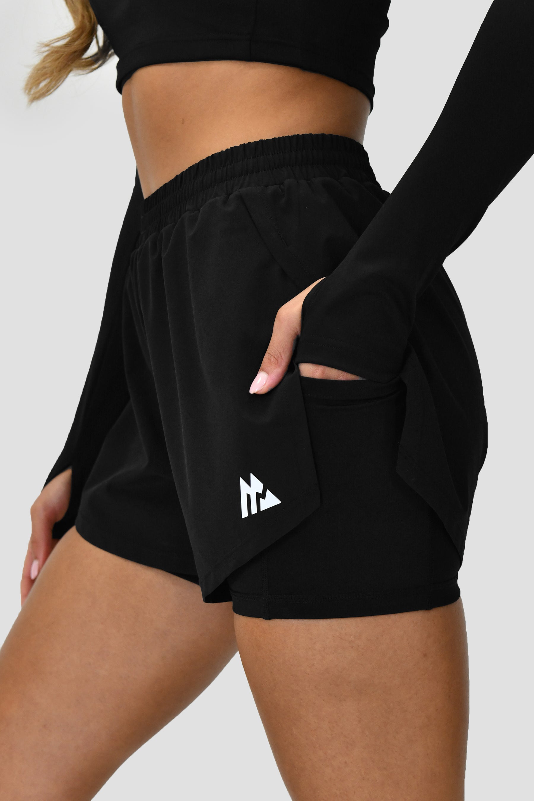 Women's MTX Run 2-In-1 Short - Black