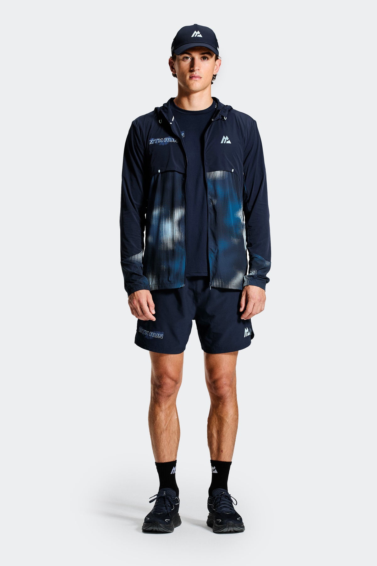 MTX Run Disperse Windbreaker - Midnight Blue