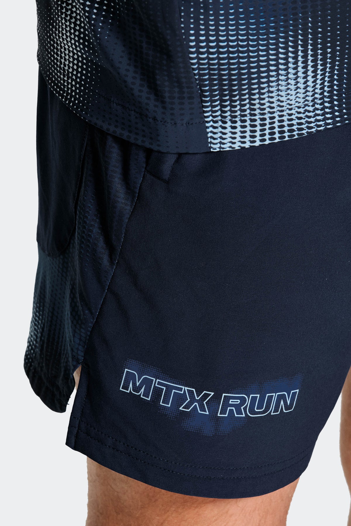 MTX Run Disperse Short - Azul Medianoche