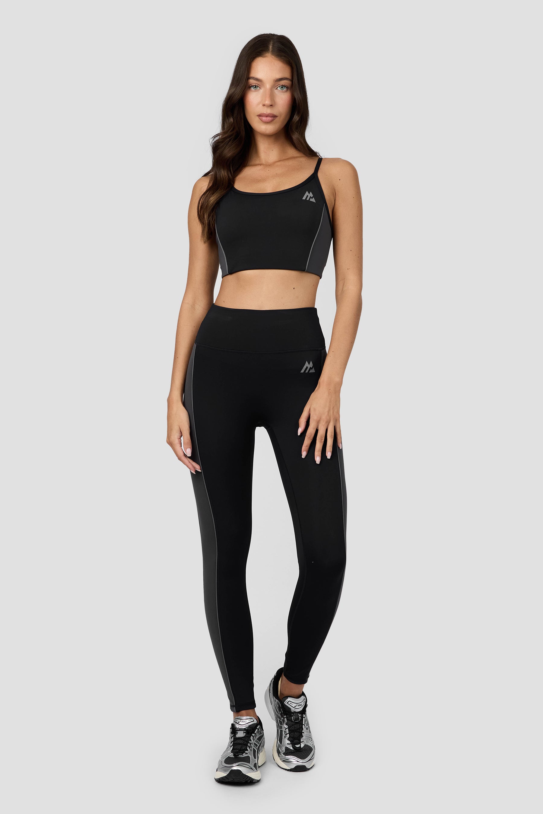 Vitality Sports Bra - Black/Asphalt 