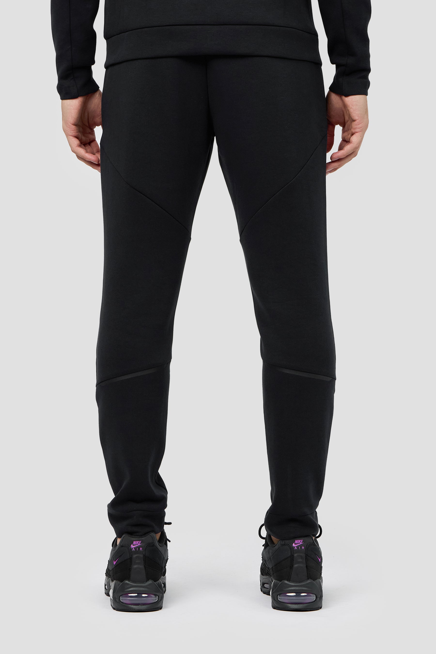 Foundation Jogger - Black