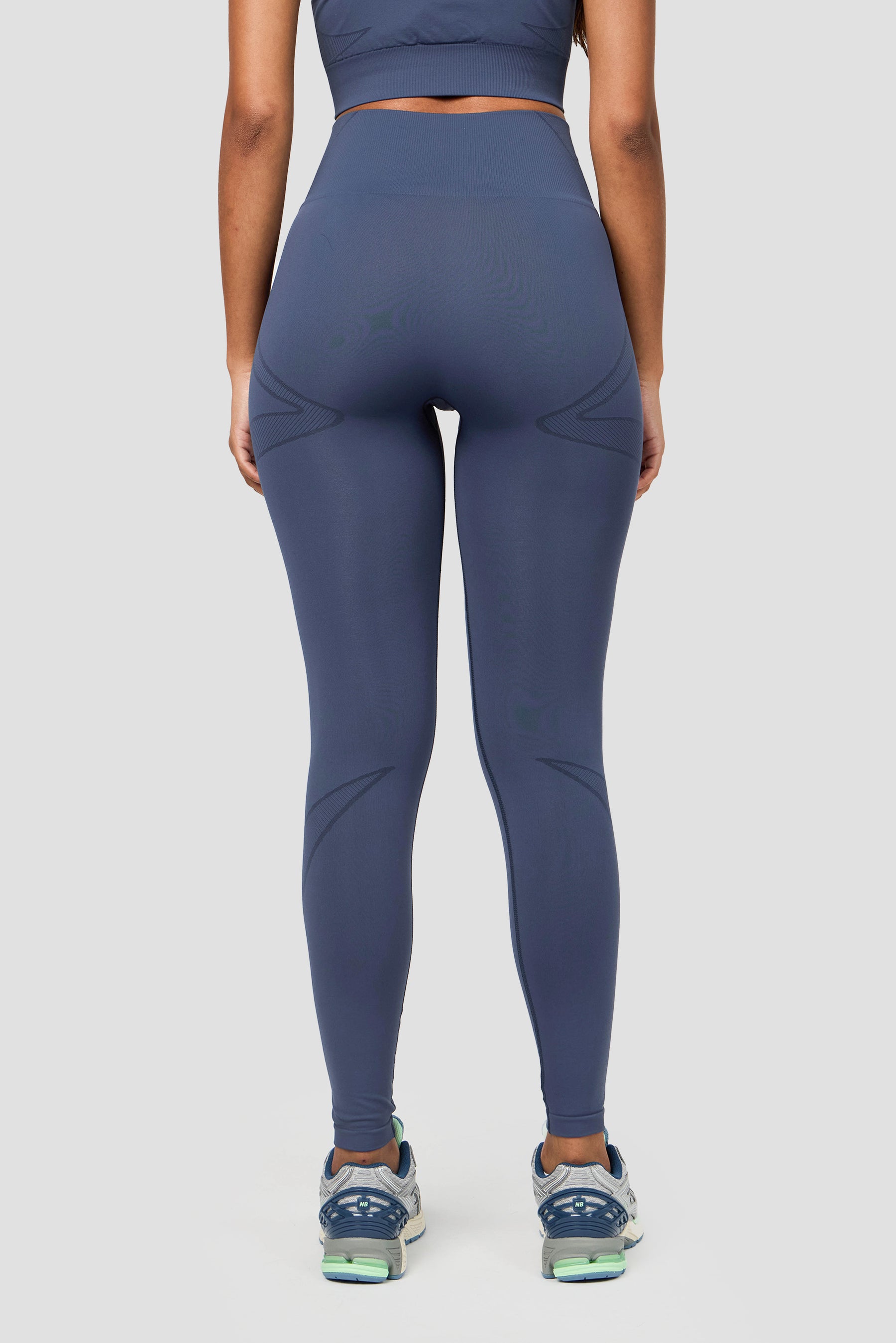 Evolve Seamless Legging - Greyed Indigo 