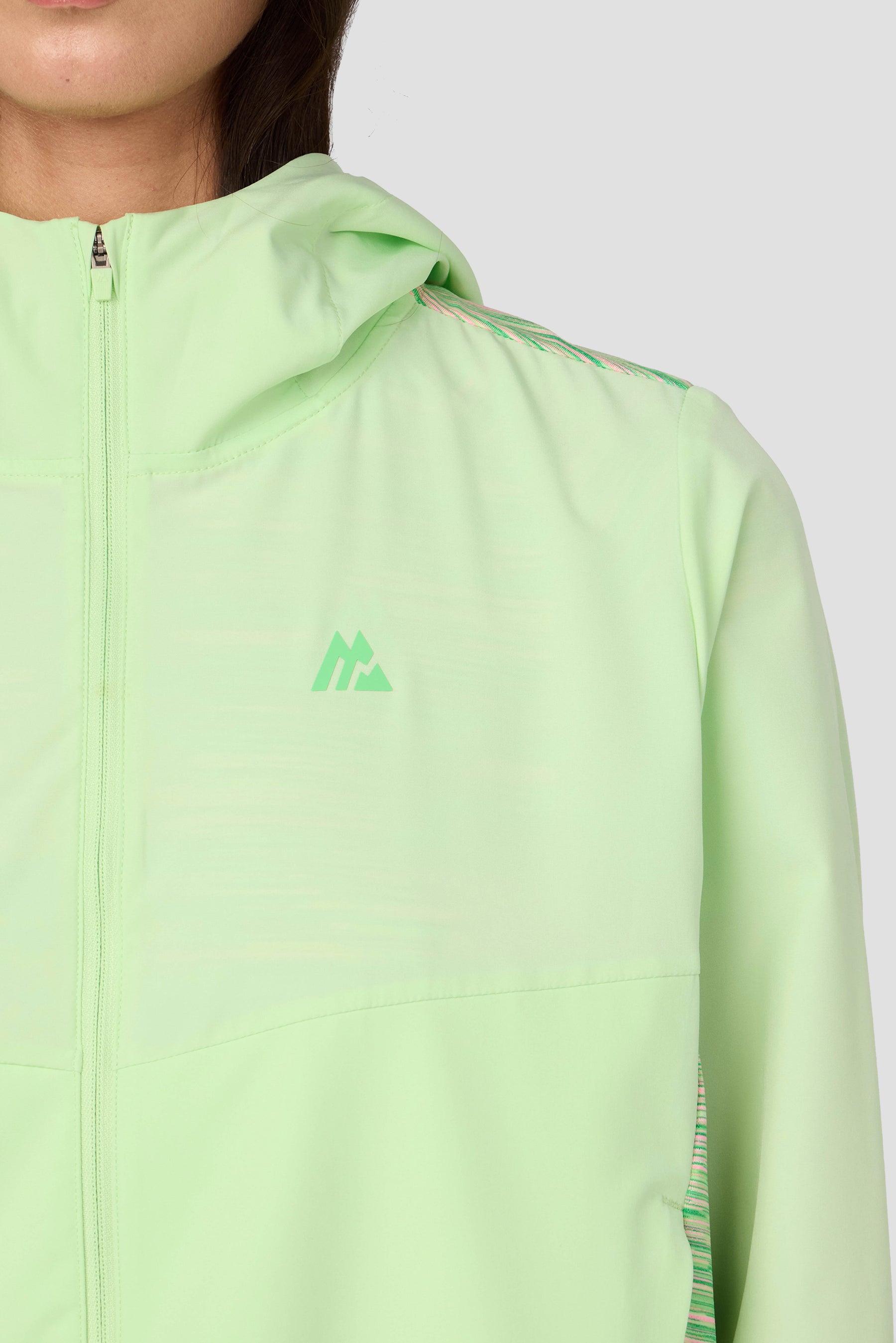 Women's Trail Windbreaker - Green/Pink