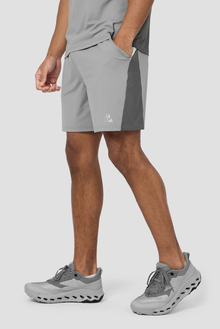 Strive Short - Platinum Grey/Cement Grey/Light Smoke Grey