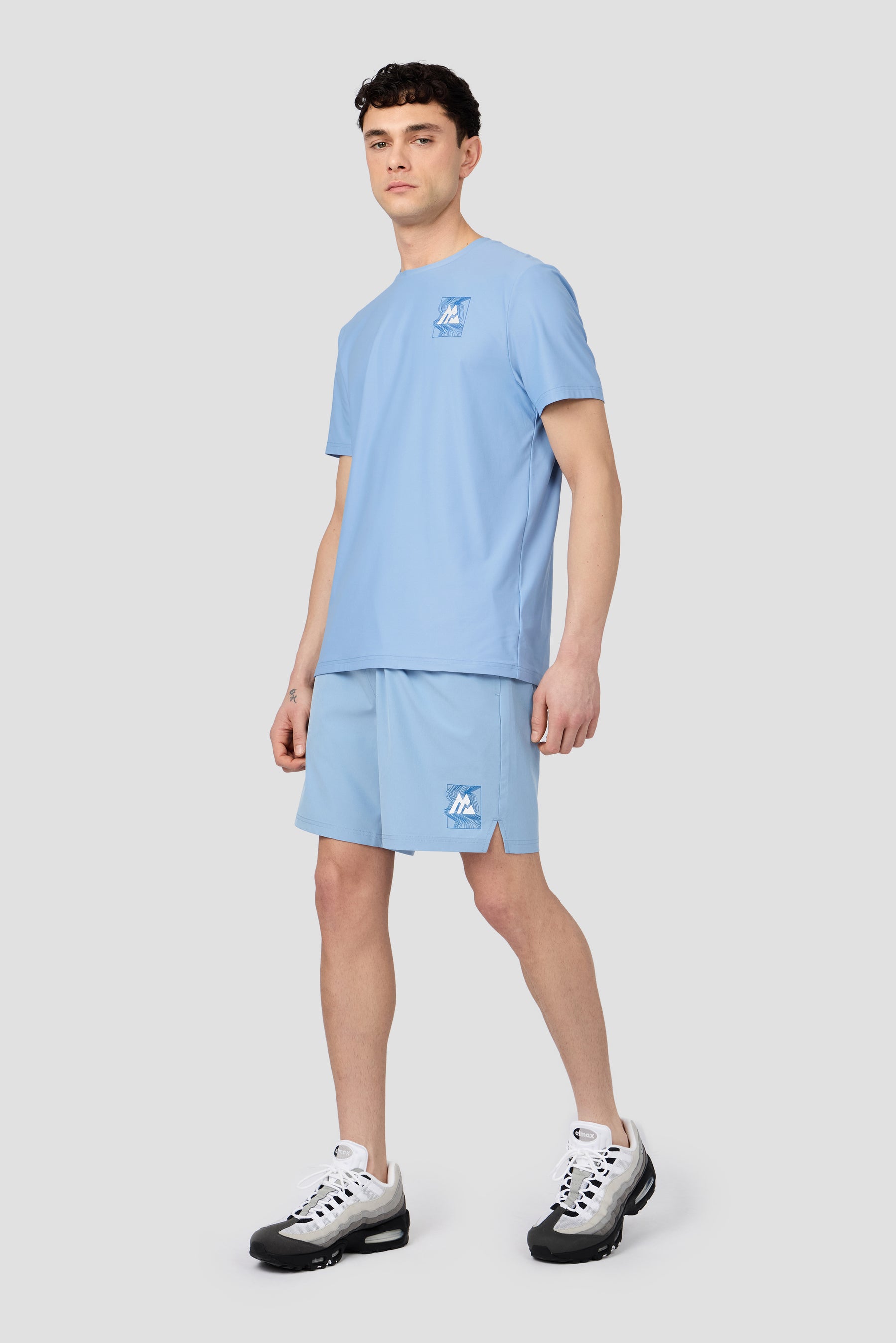 Frequency T-Shirt - Cloudy Blue/Charcoal Blue