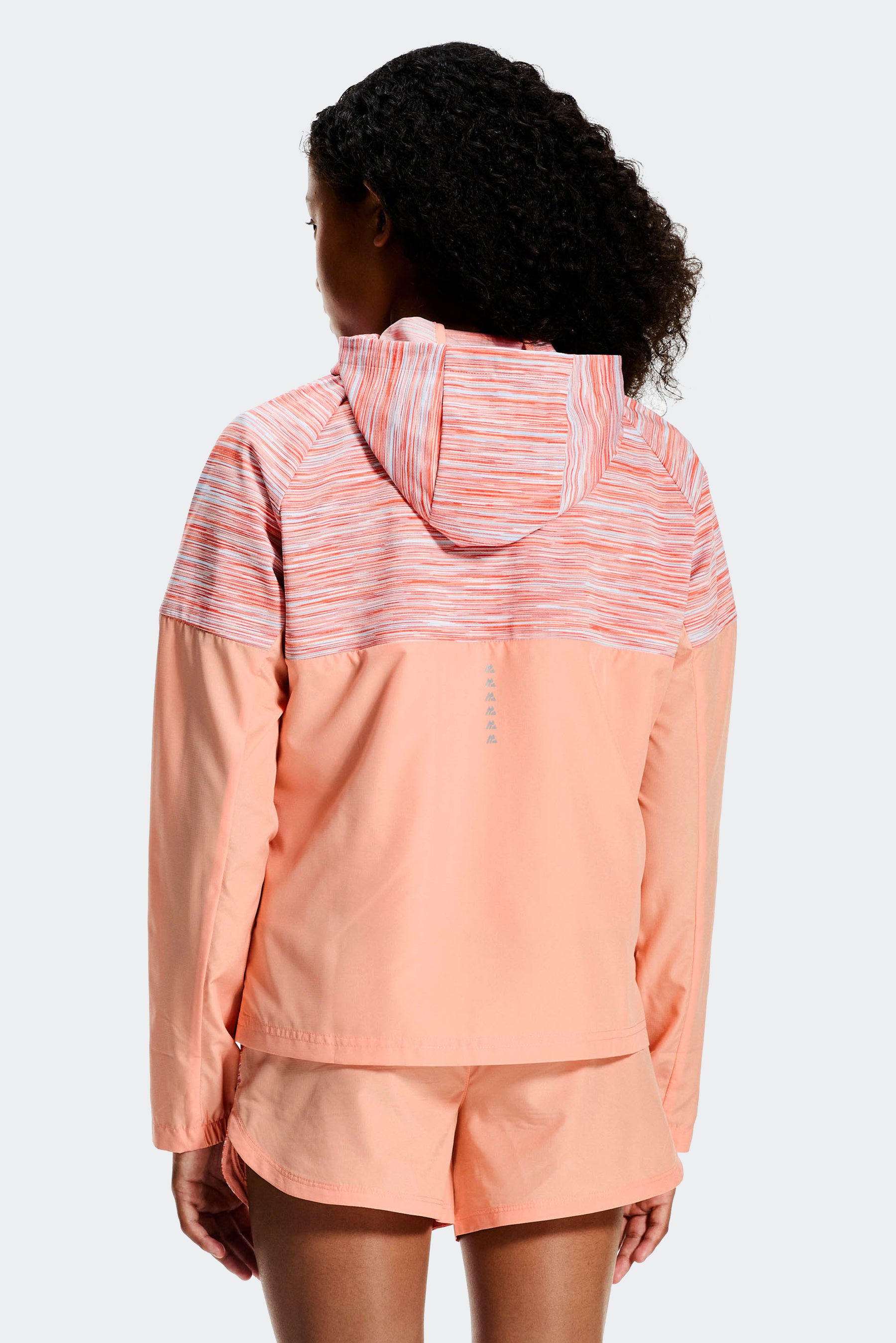 TRAIL WINDBREAKER - PEACH PUNCH/MISTY BLUE/SUNSET/WHITE