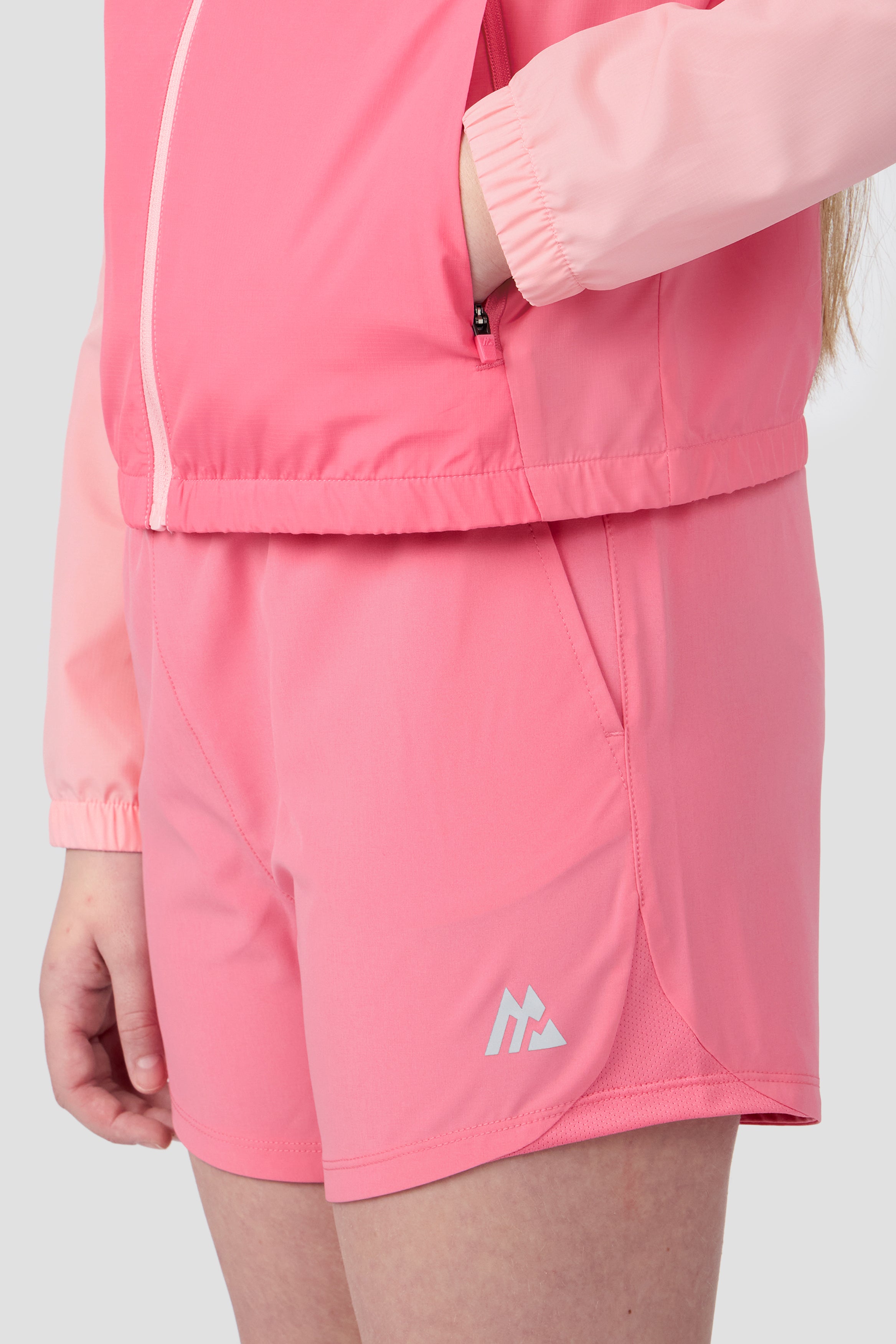 Girls Pace 2.0 Windbreaker - Pink | Montirex Sportswear Clothing