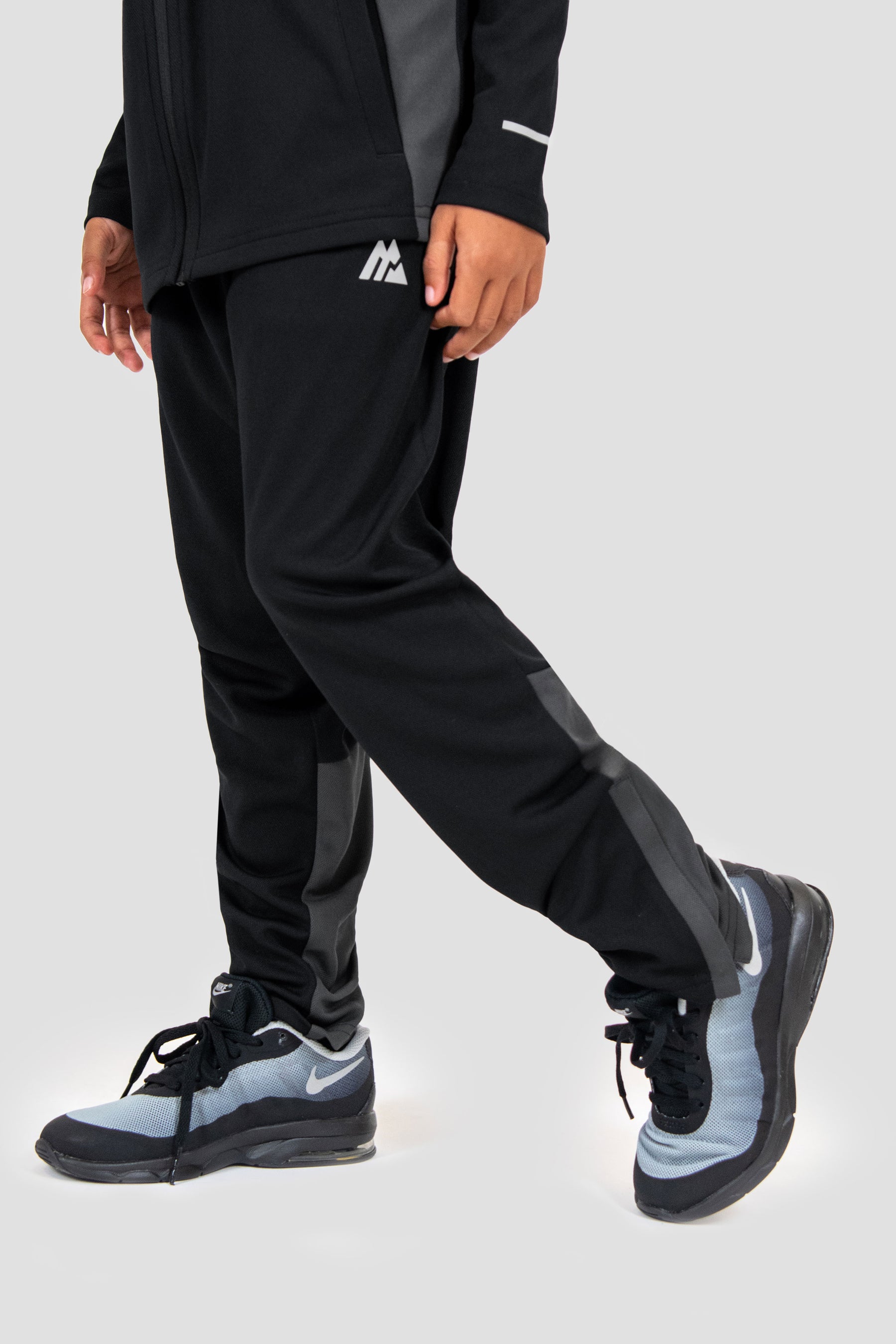 Junior Pace Tracksuit - Black/Asphalt