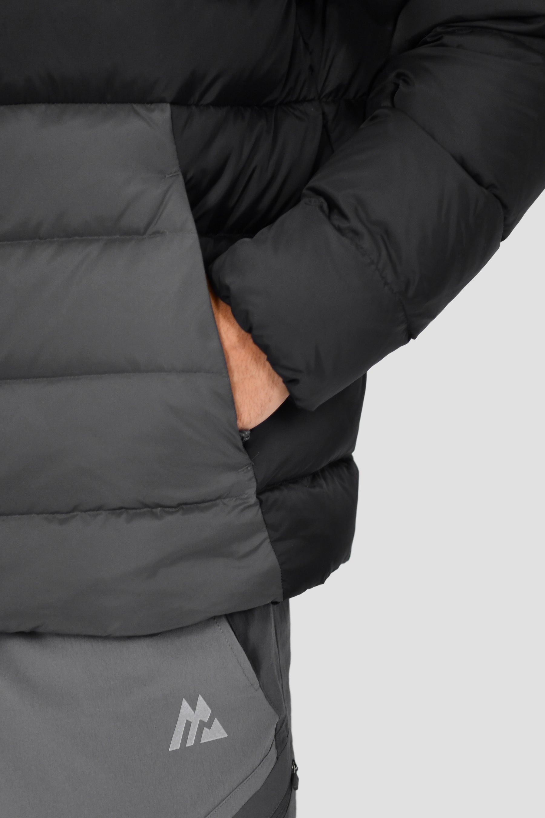 Men's Polar Down Jacket - Black/Asphalt