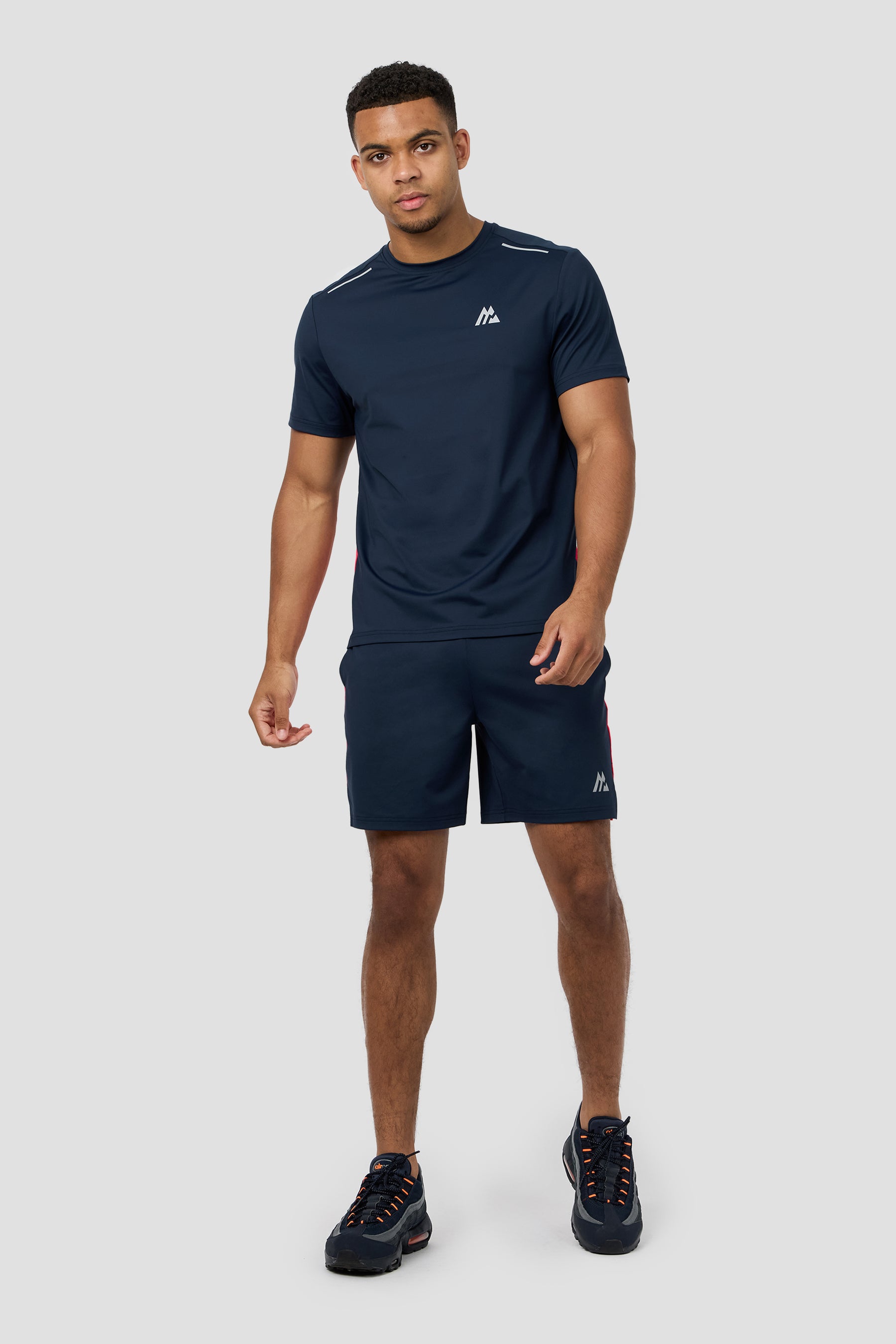 Strike T-Shirt - Midnight Blue/Shocking Pink