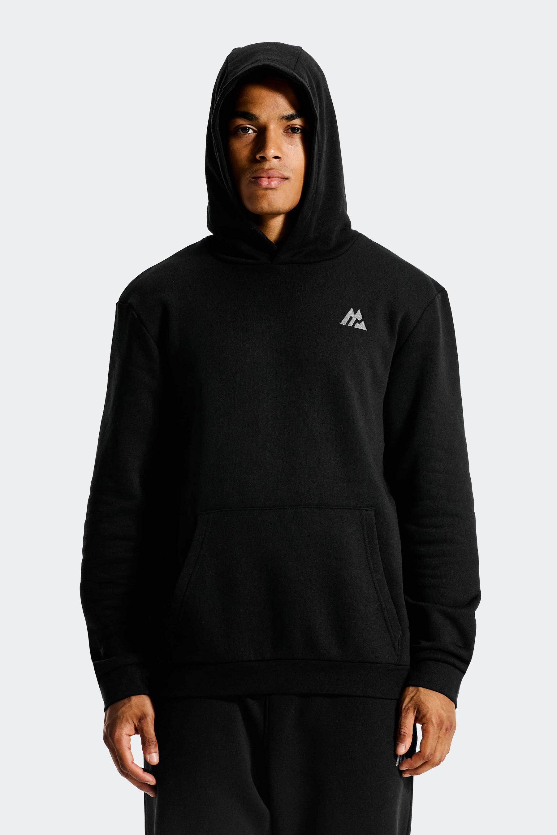 Essential Hood - Black