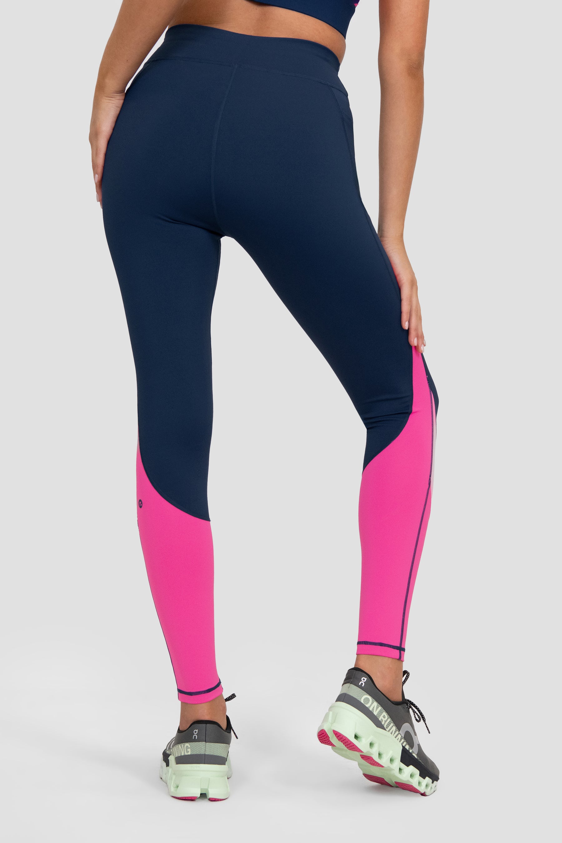 Stride Legging - Agency/Fuchsia/Magenta