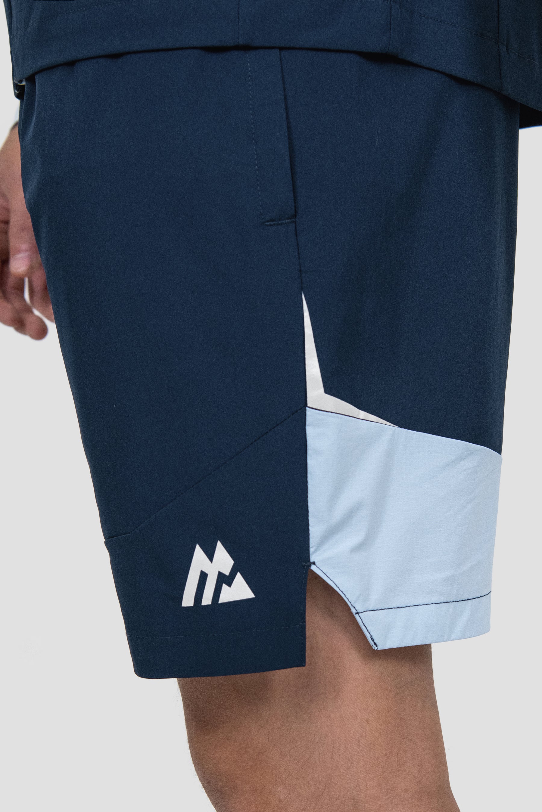 Surge Short - Midnight Blue/Summer Mist