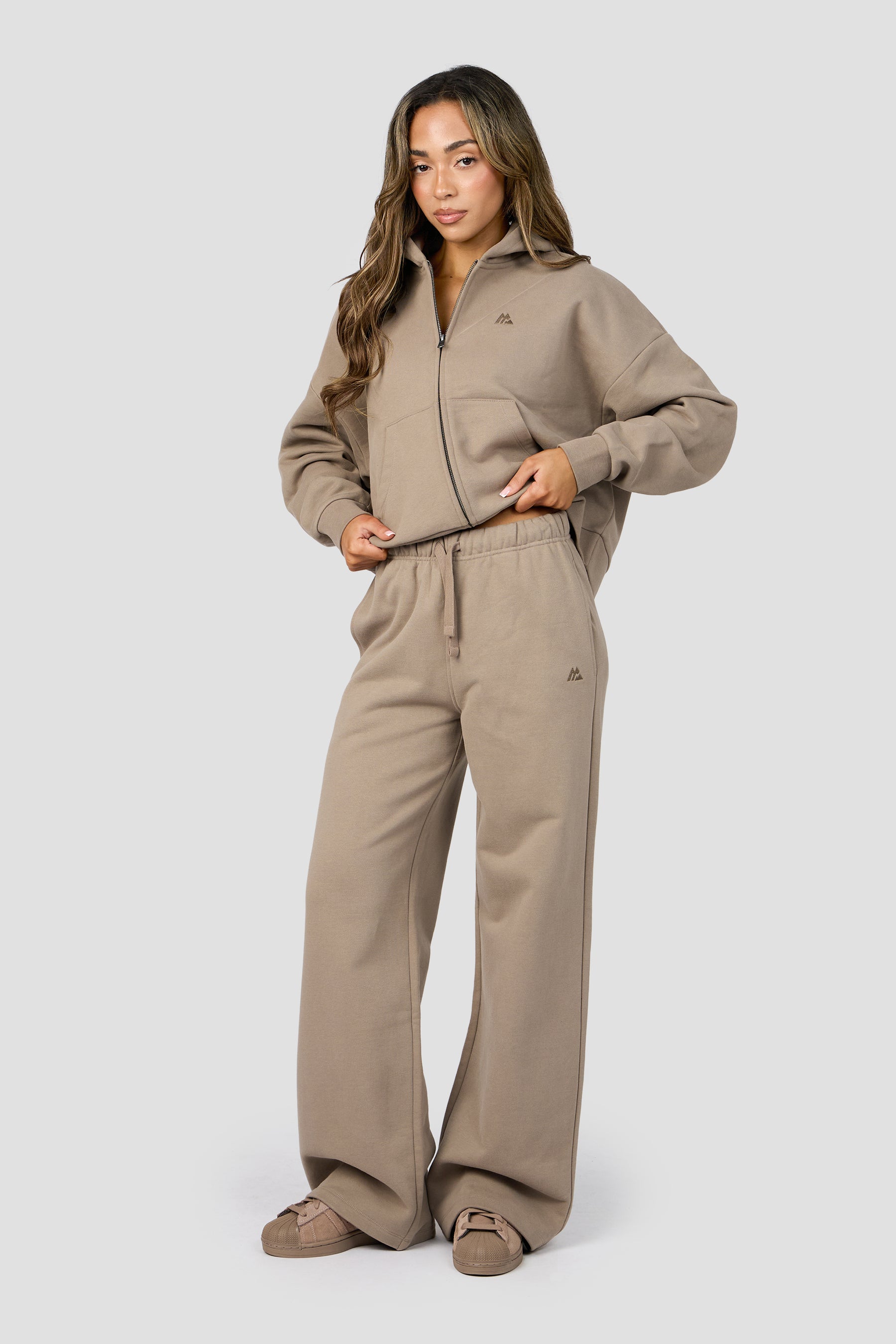 Form Wide Leg Jogger - Praline